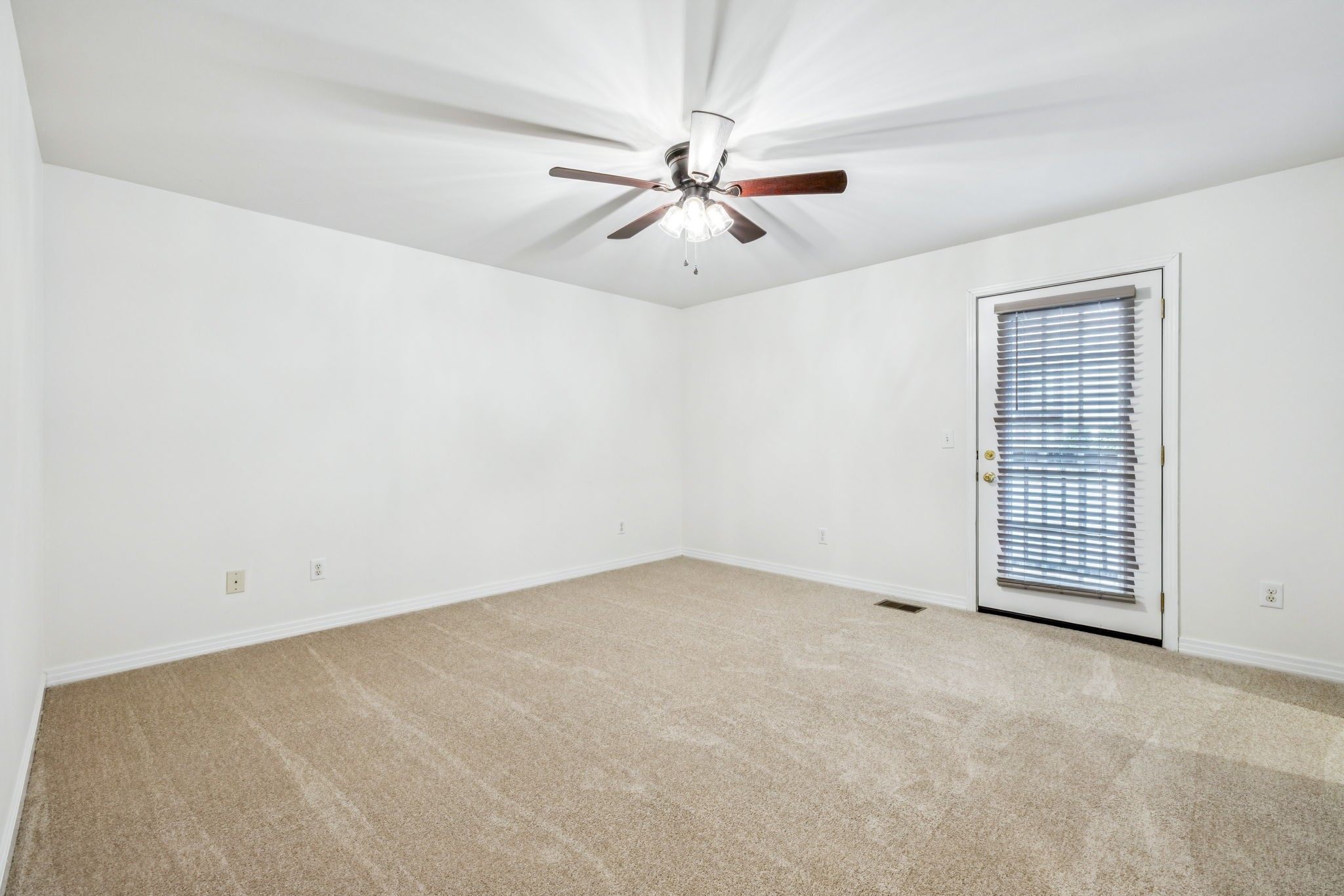 183 Brooke Castle Dr