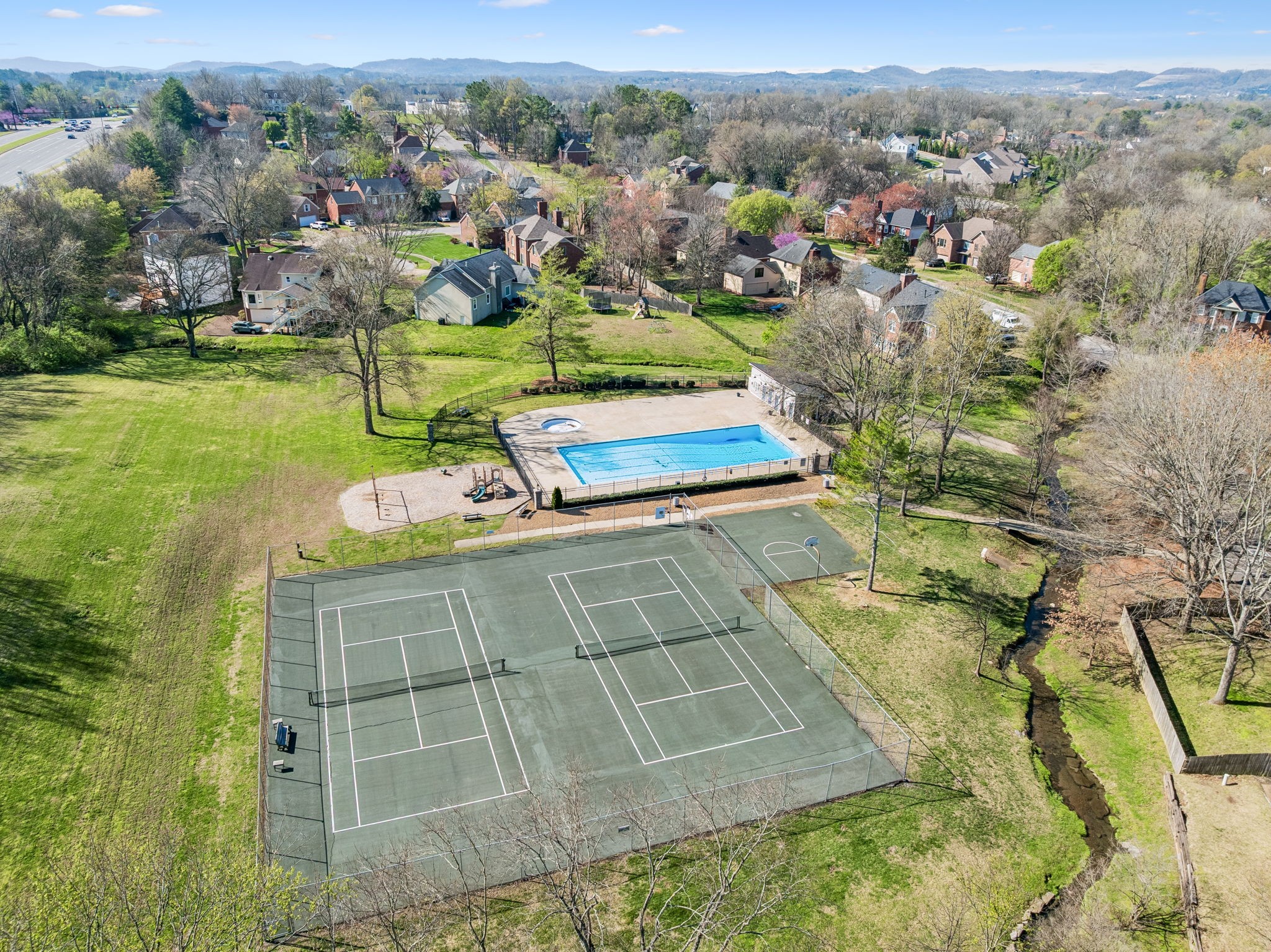 616 Prince Charles Way