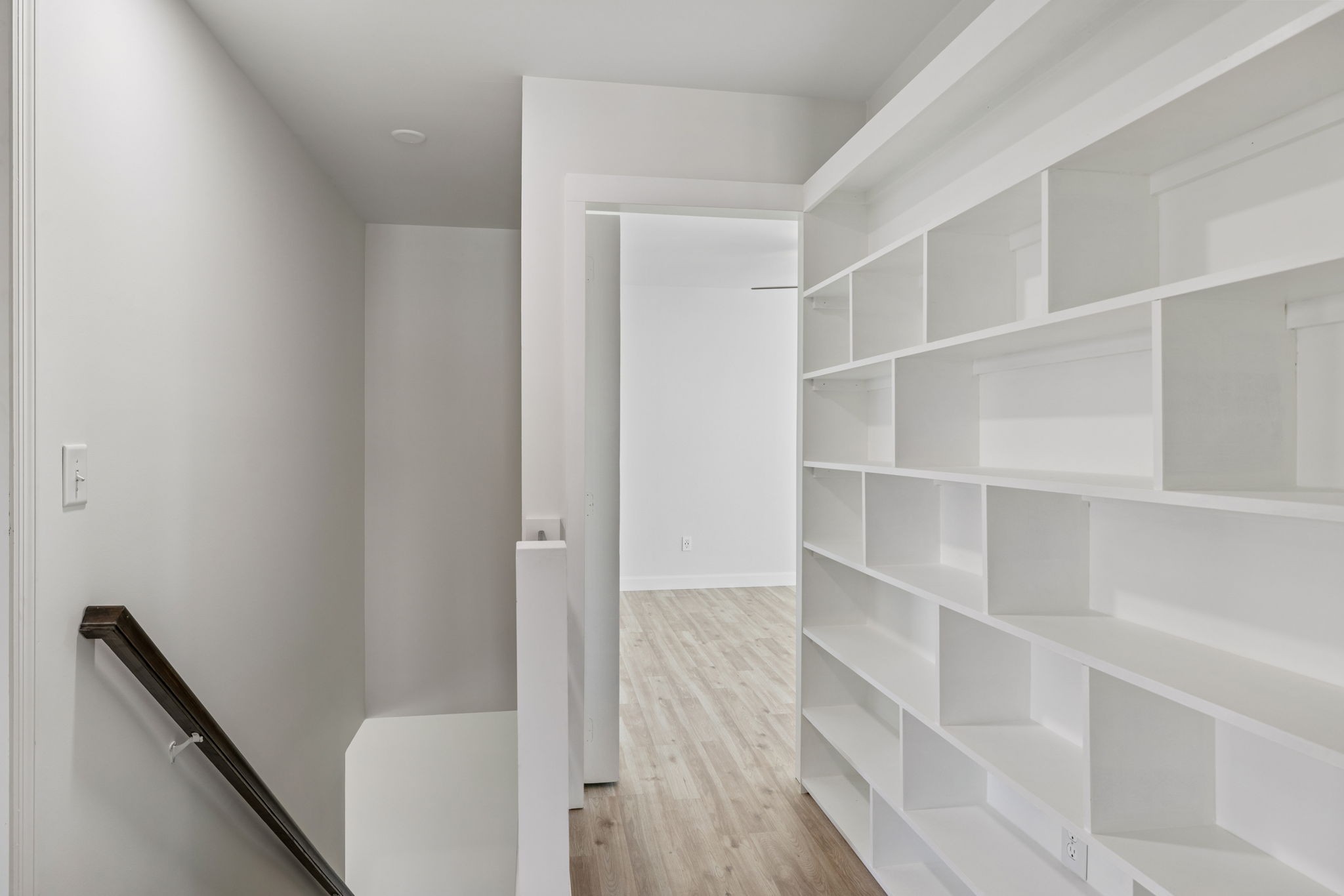 616 Prince Charles Way