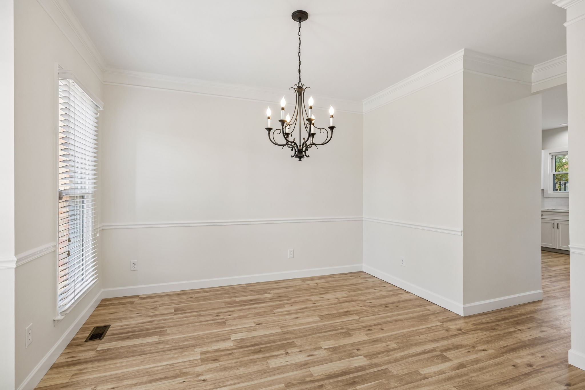 616 Prince Charles Way