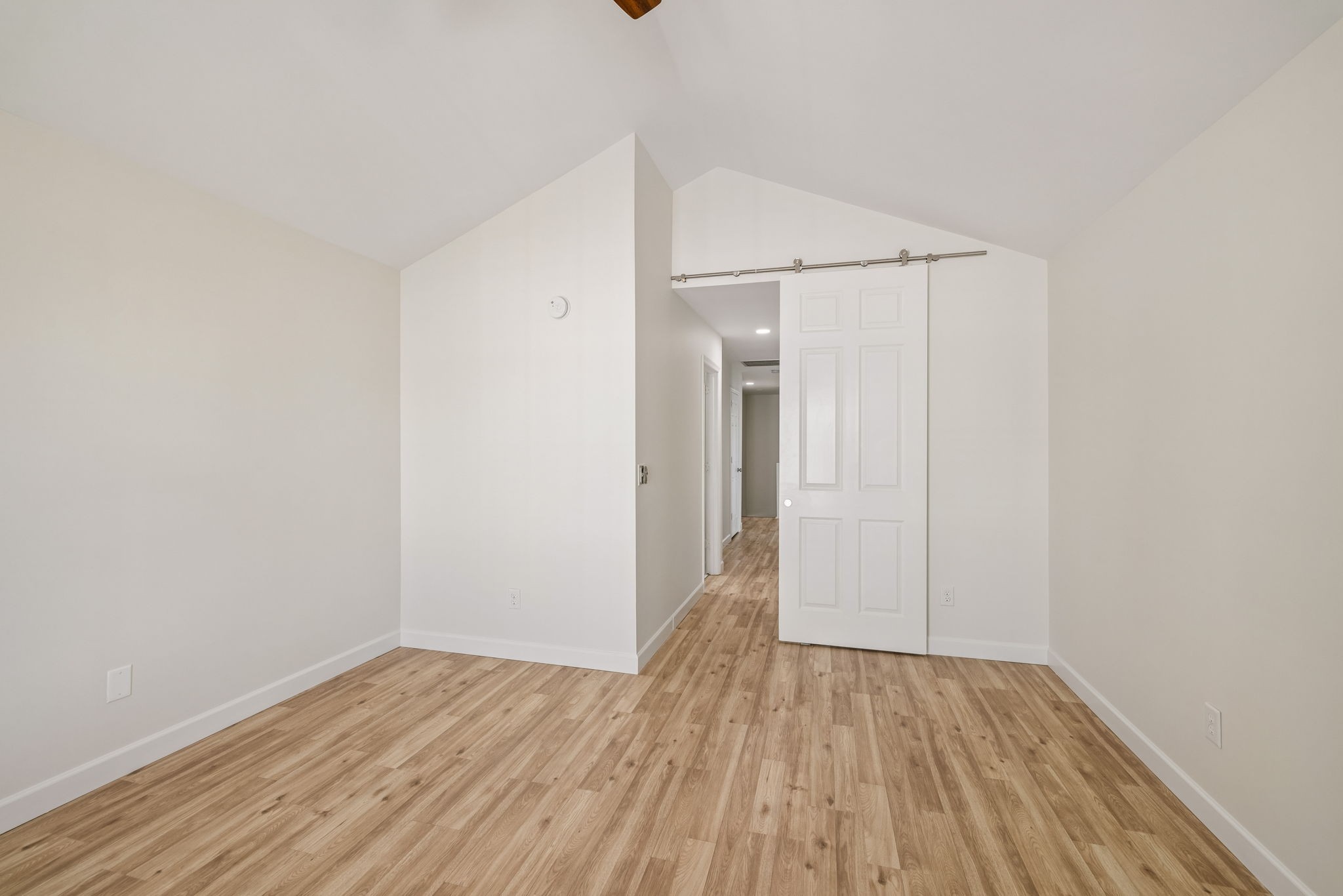 616 Prince Charles Way