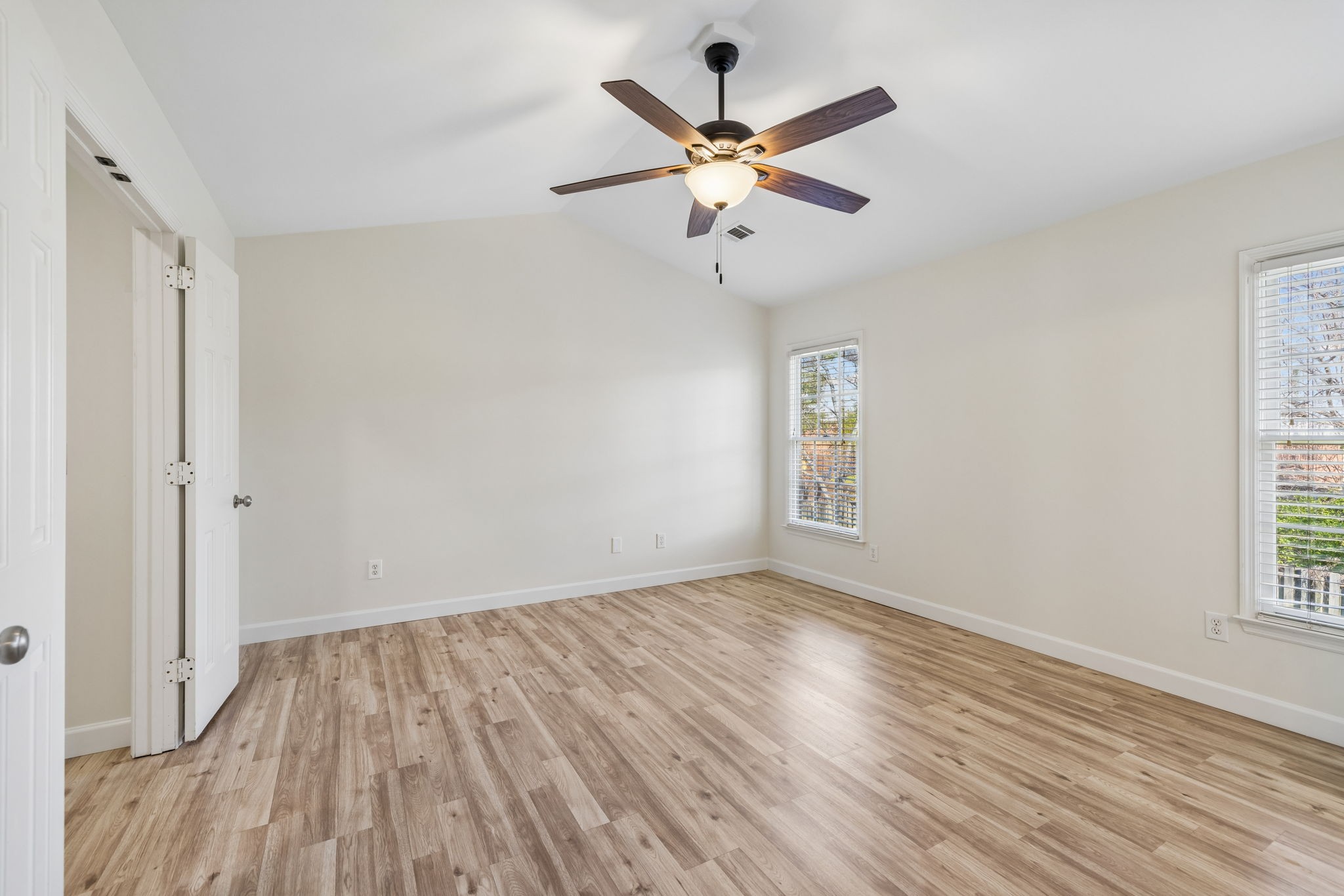 616 Prince Charles Way