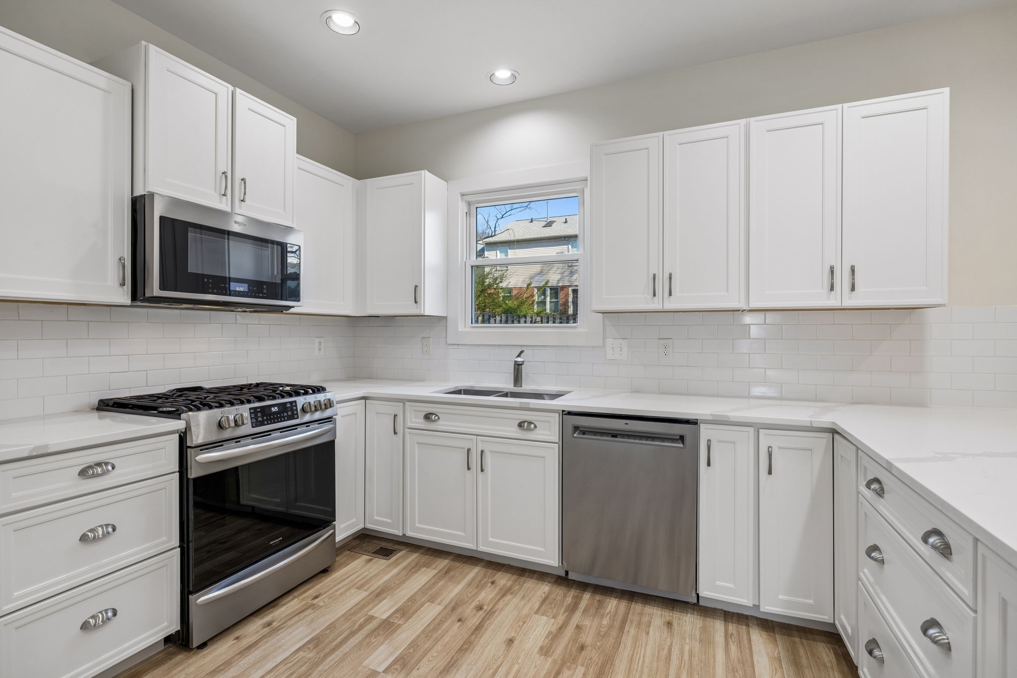 616 Prince Charles Way