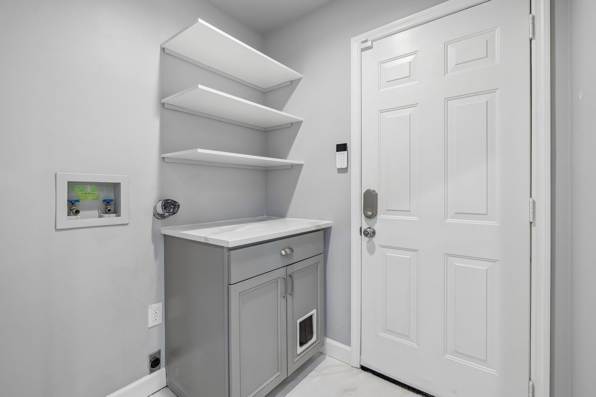 616 Prince Charles Way