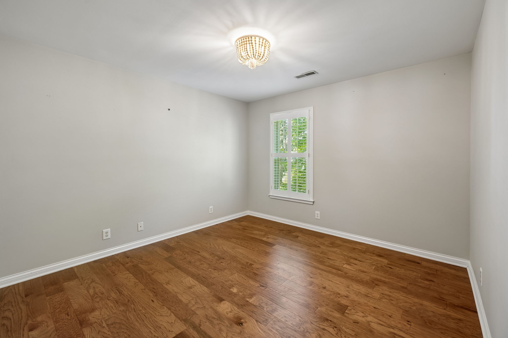 1303 King William Ct