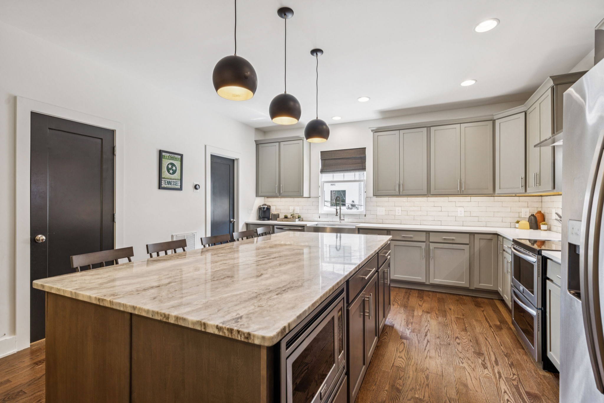 2118 Elliott Ave Unit: 10