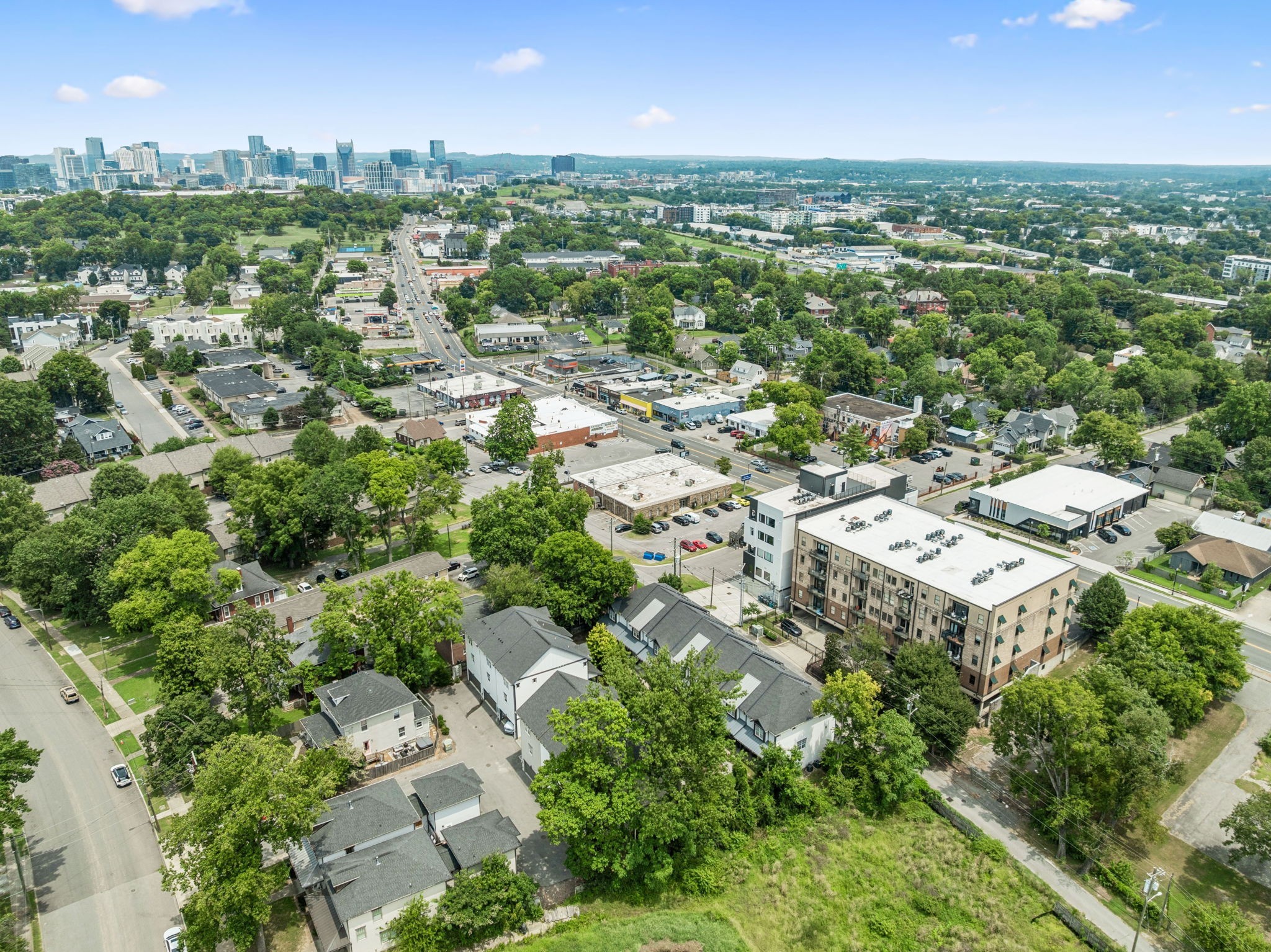 2118 Elliott Ave Unit: 10