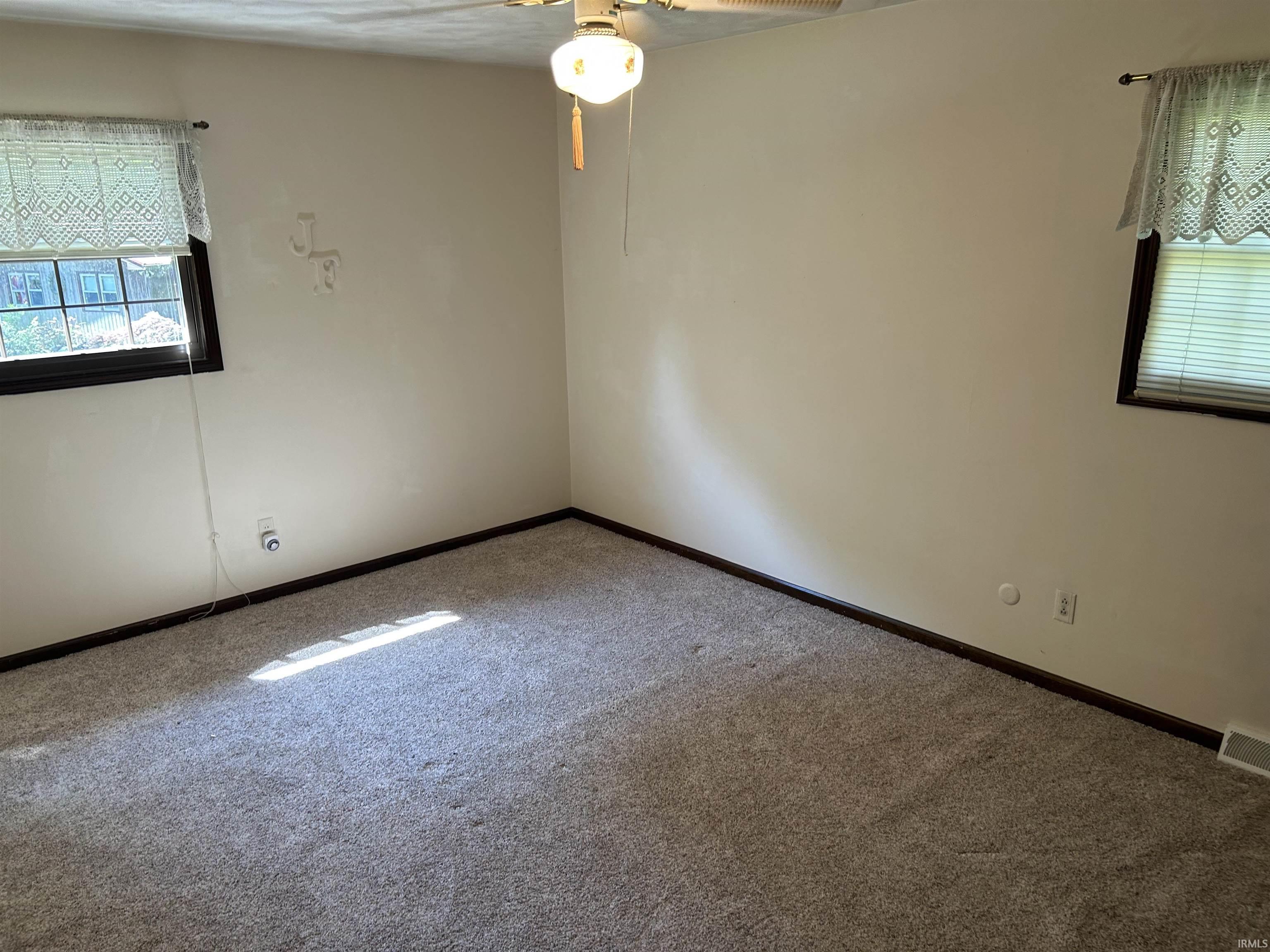 3328 Elm Lane