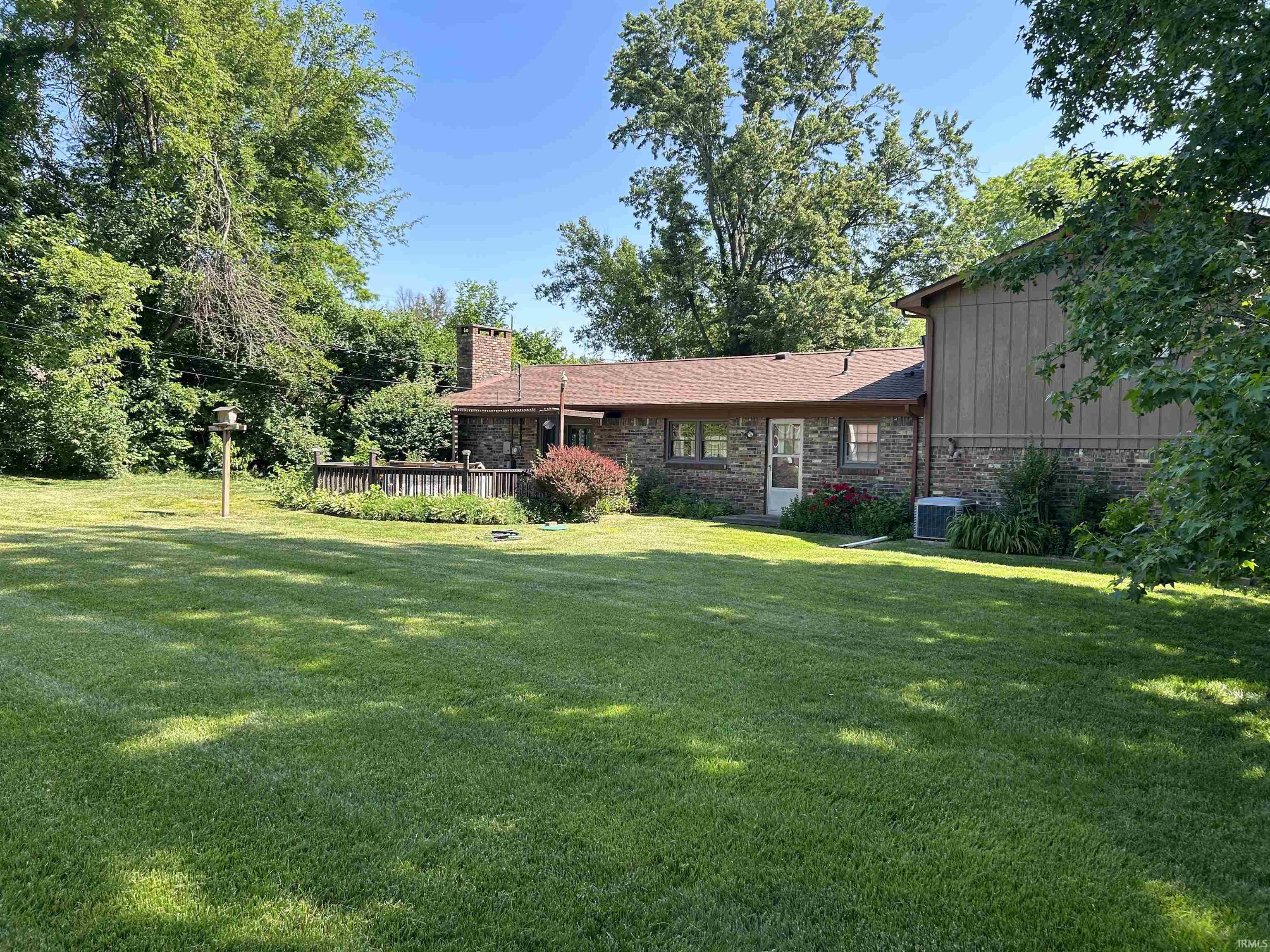 3328 Elm Lane