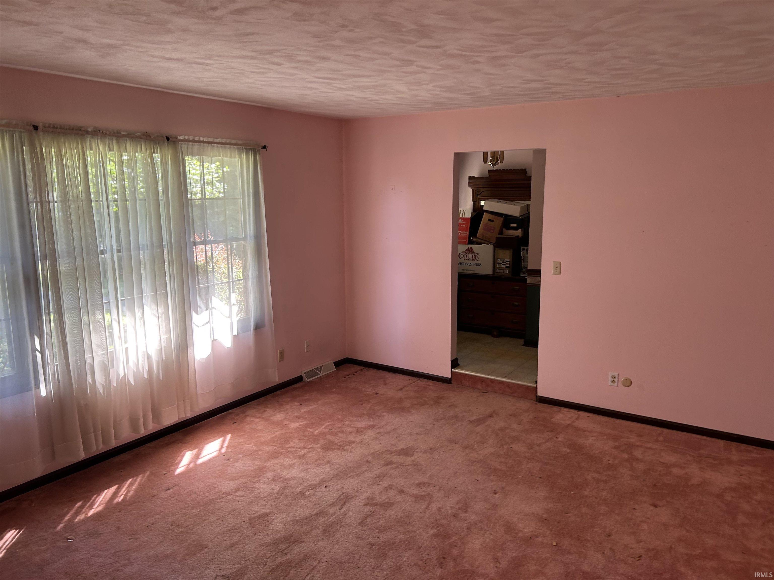 3328 Elm Lane
