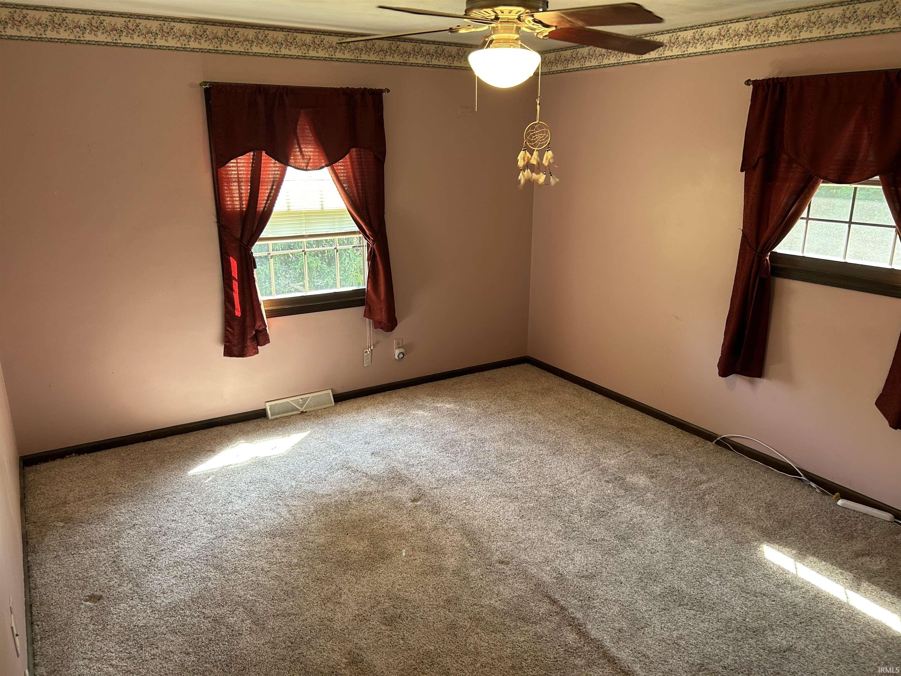 3328 Elm Lane