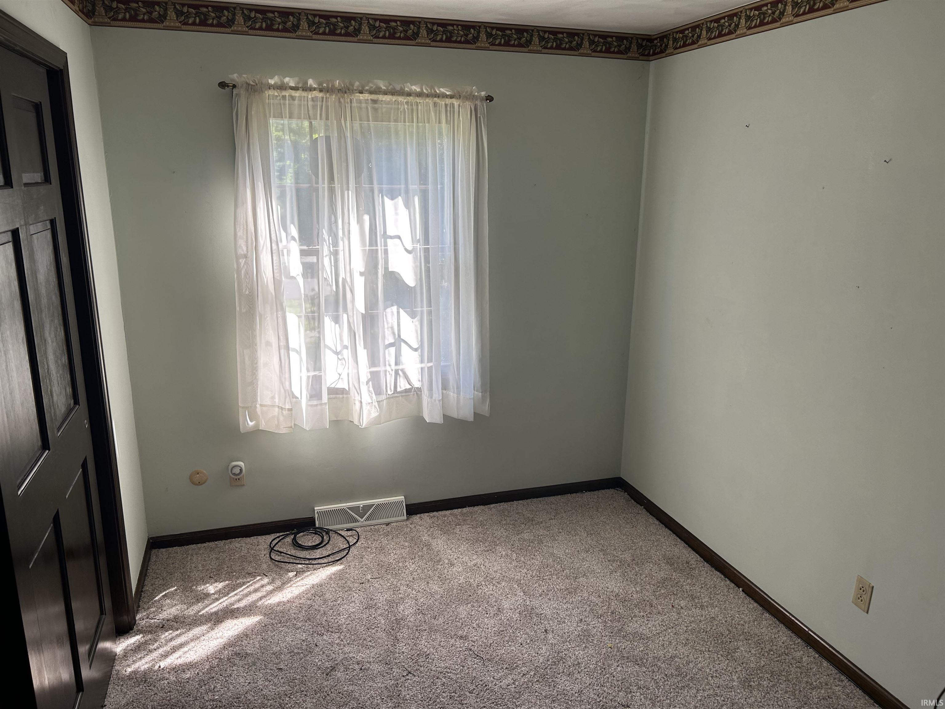 3328 Elm Lane