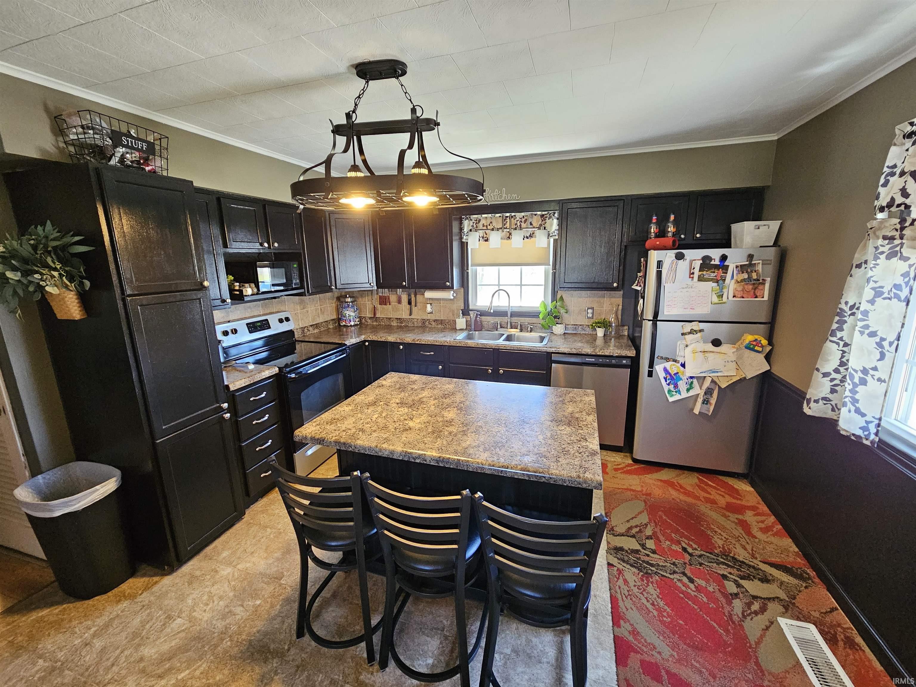 12715 Pinkstaff Lane