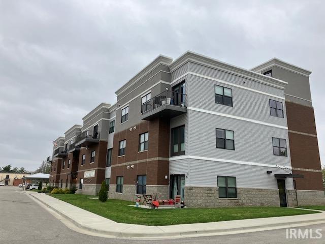 104 N 1st Street Unit: 302