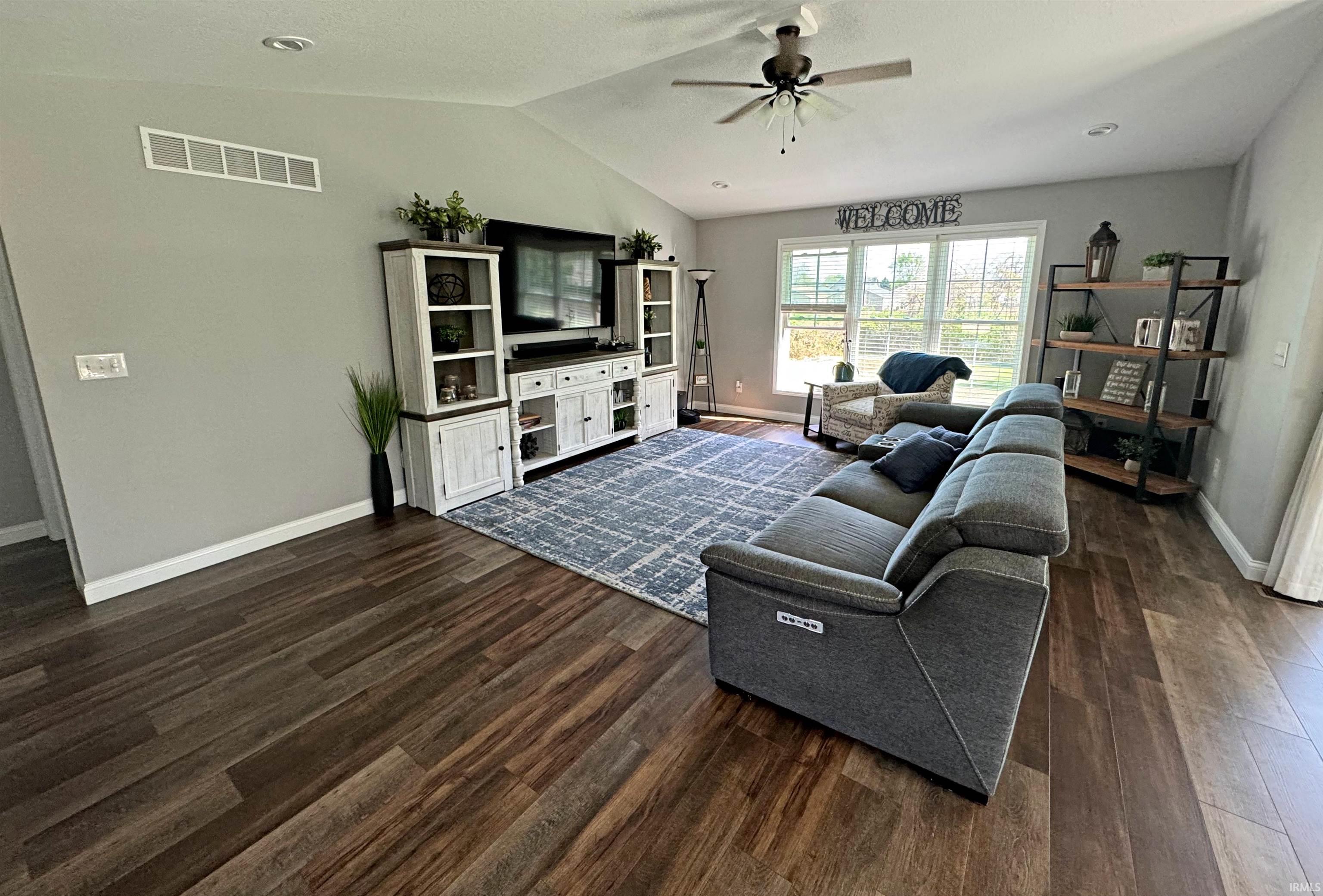 9 Deerfield Lane