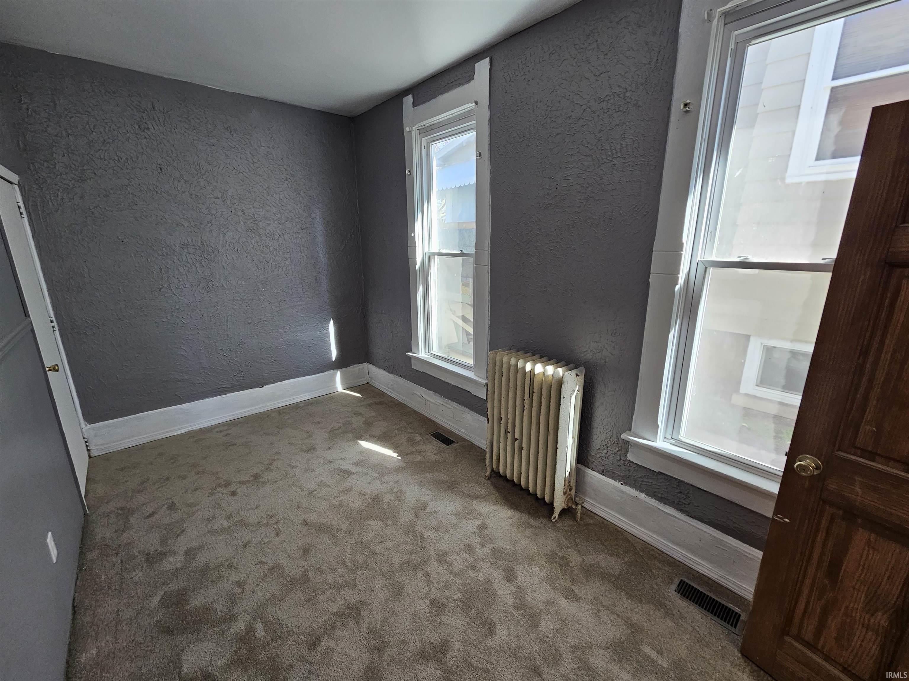 810 N 6th Street