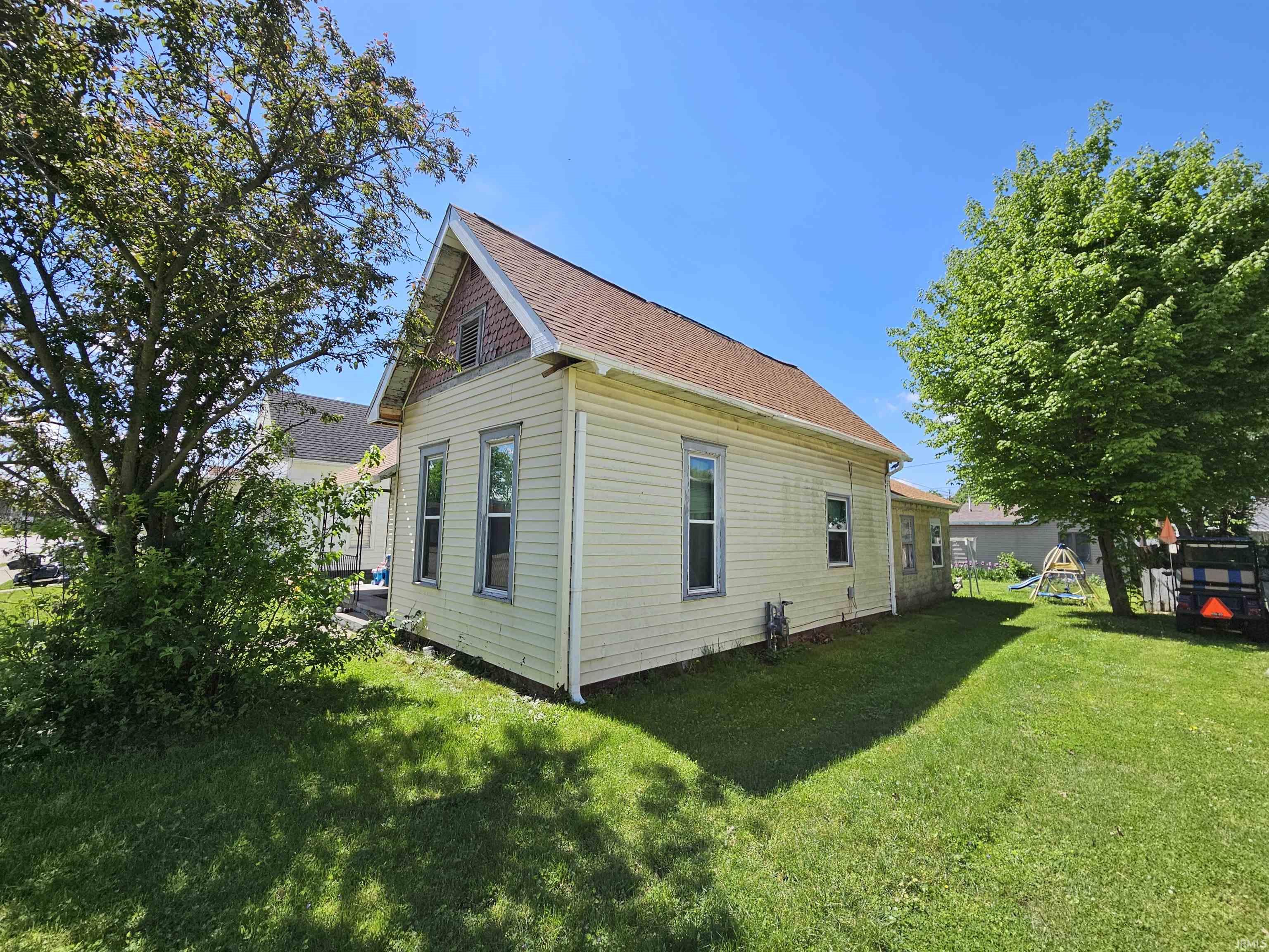 1219 Main Street