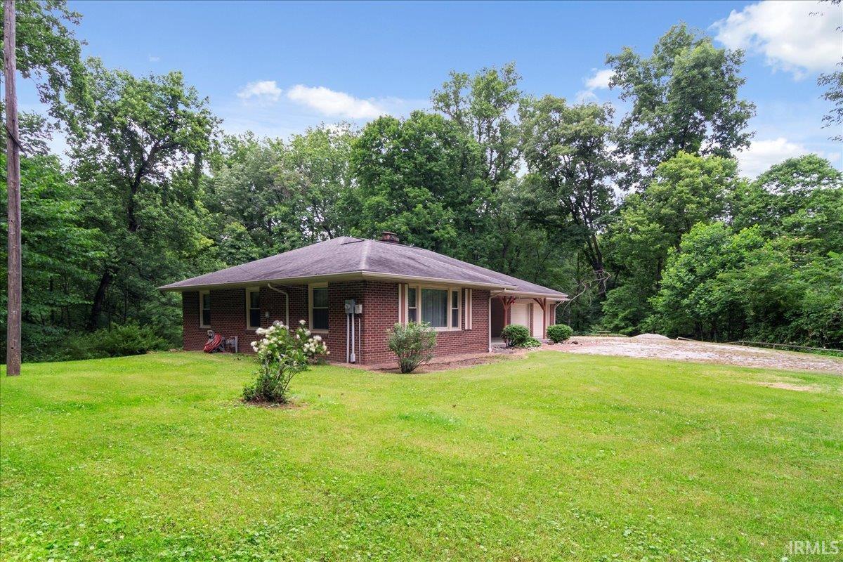 1939 N Old Petersburg Road
