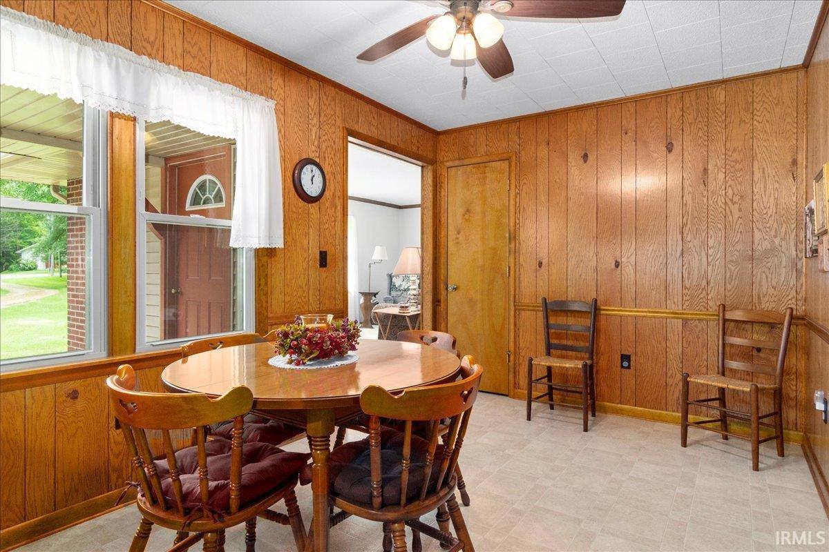 1939 N Old Petersburg Road