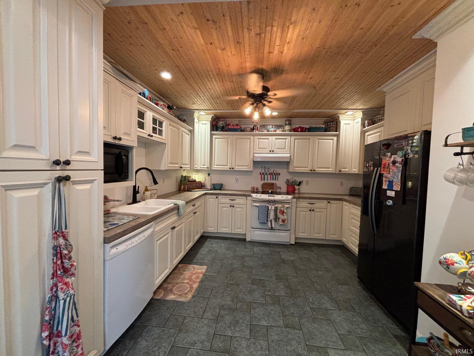 2760 E St. Rd. 61 Road