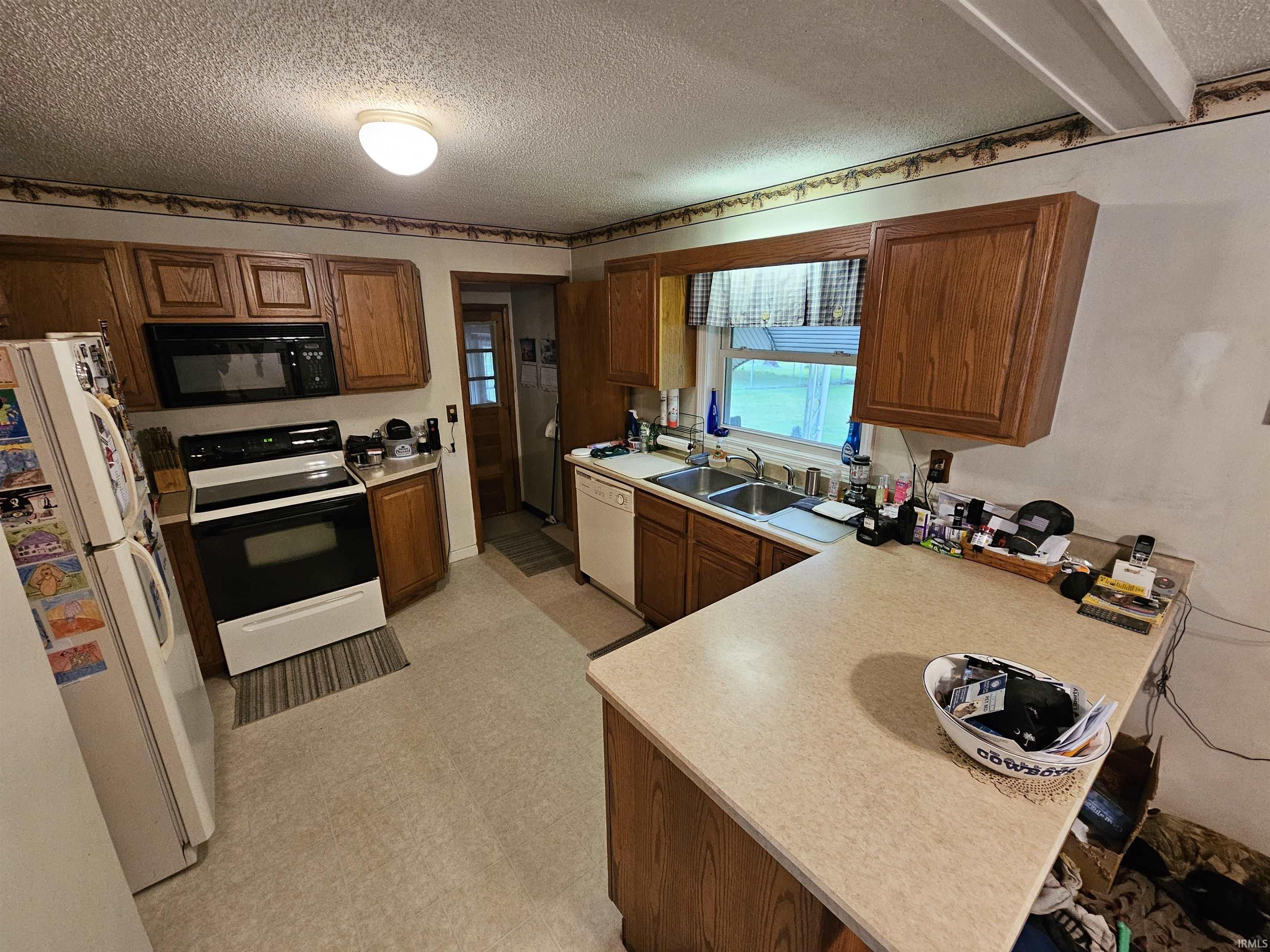 109 Meadowlark Lane