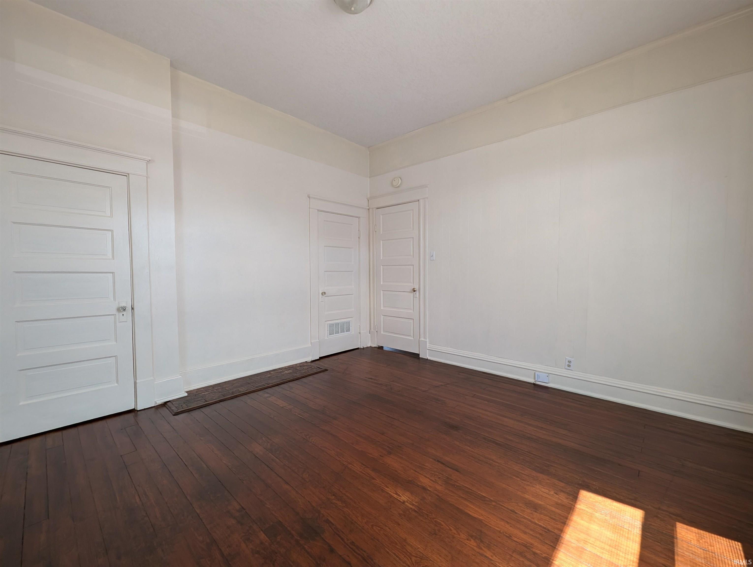 521 S 6th Street