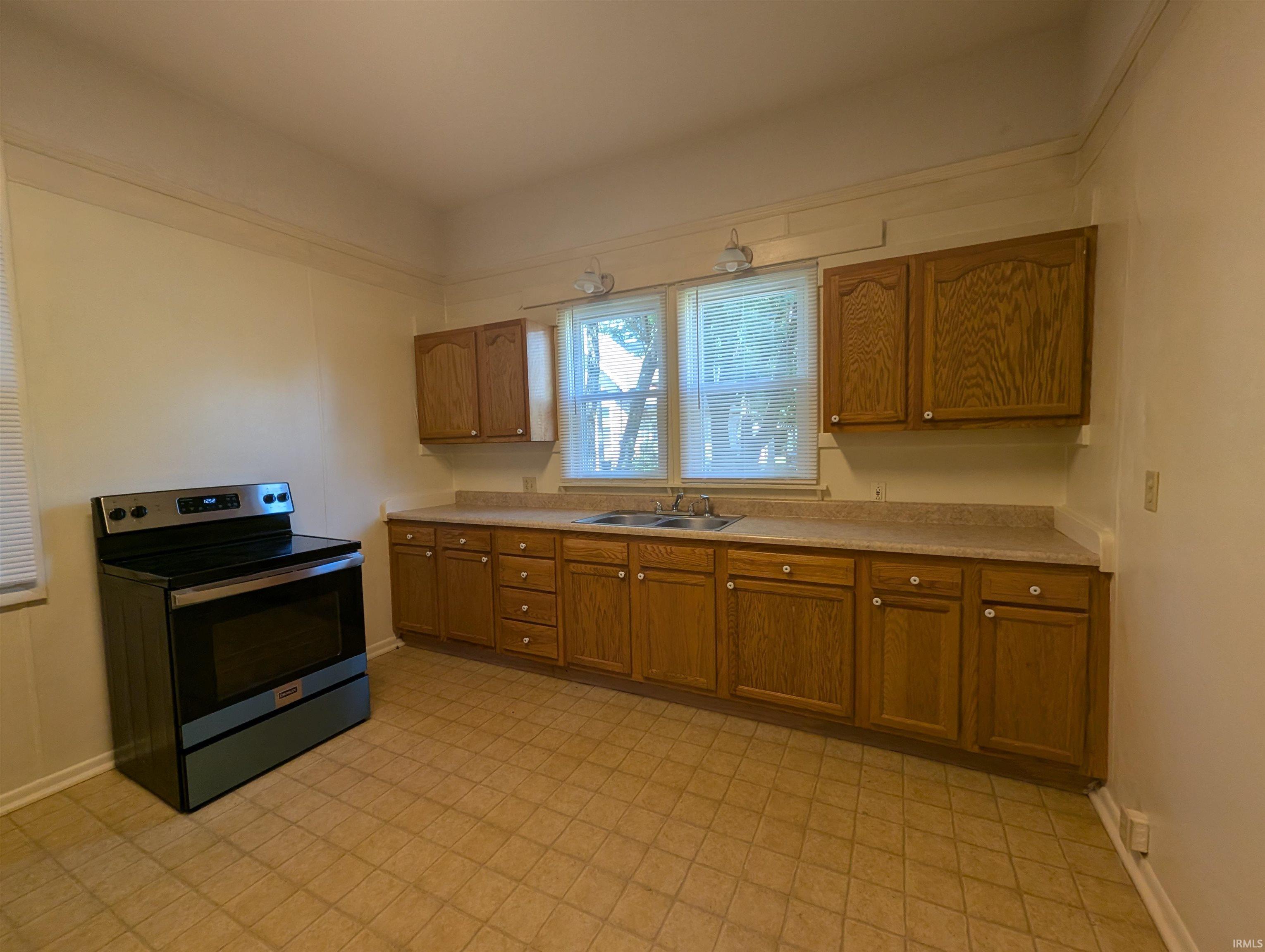521 S 6th Street