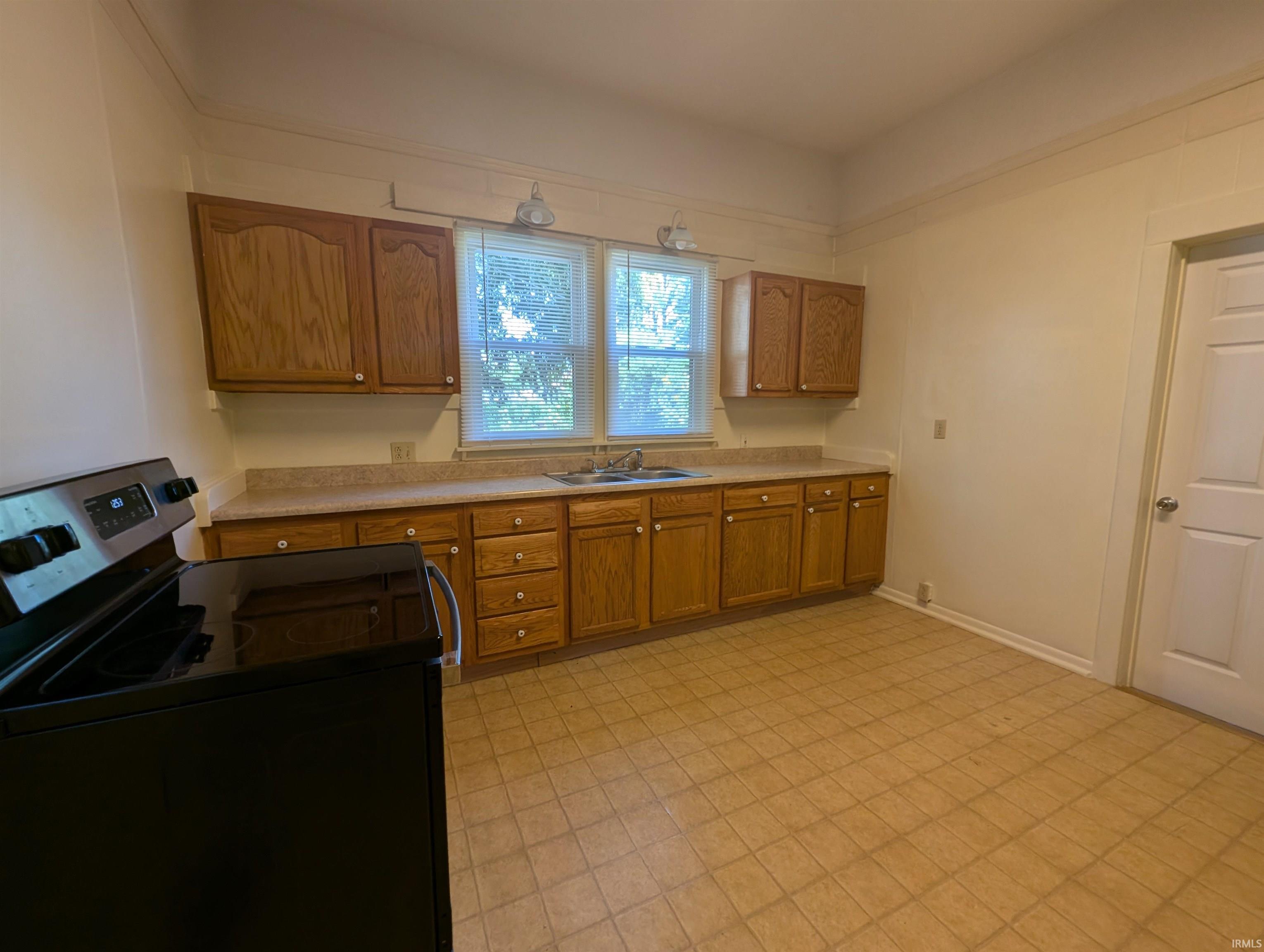 521 S 6th Street