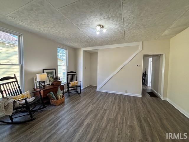 122 W Swartzel Avenue
