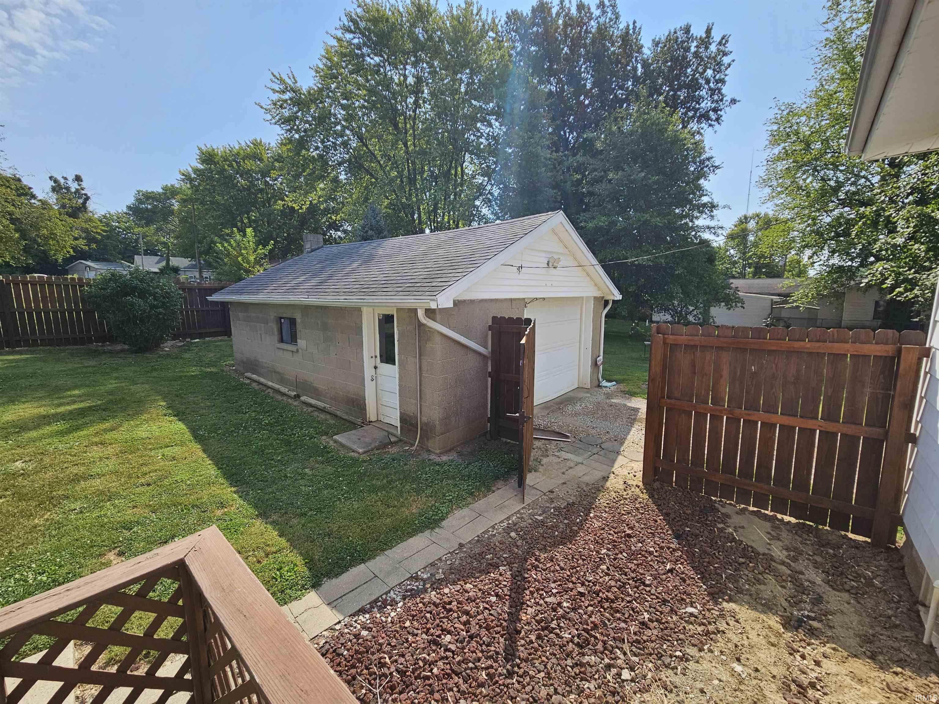 210 W Depot Street