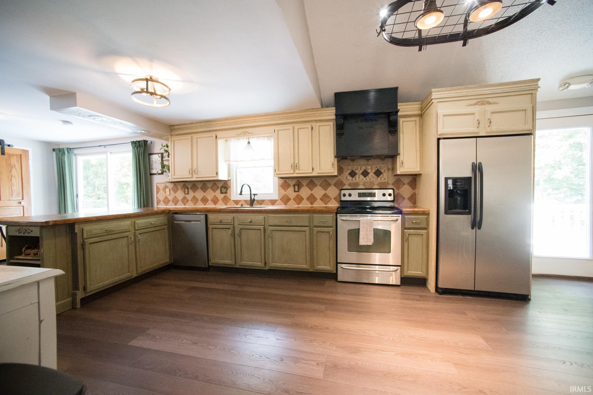 7567 E Bobe Road