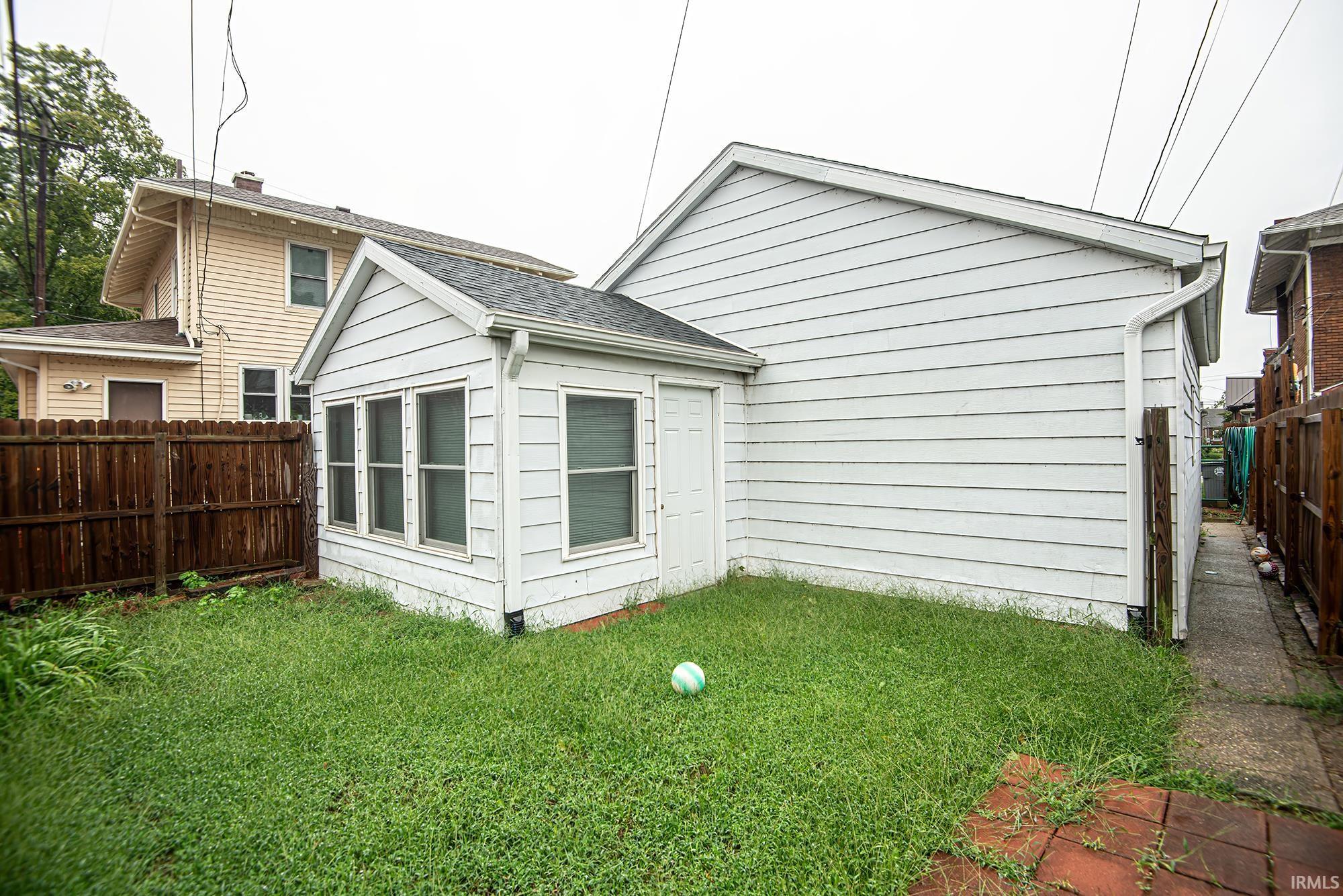 322 N 3rd Street