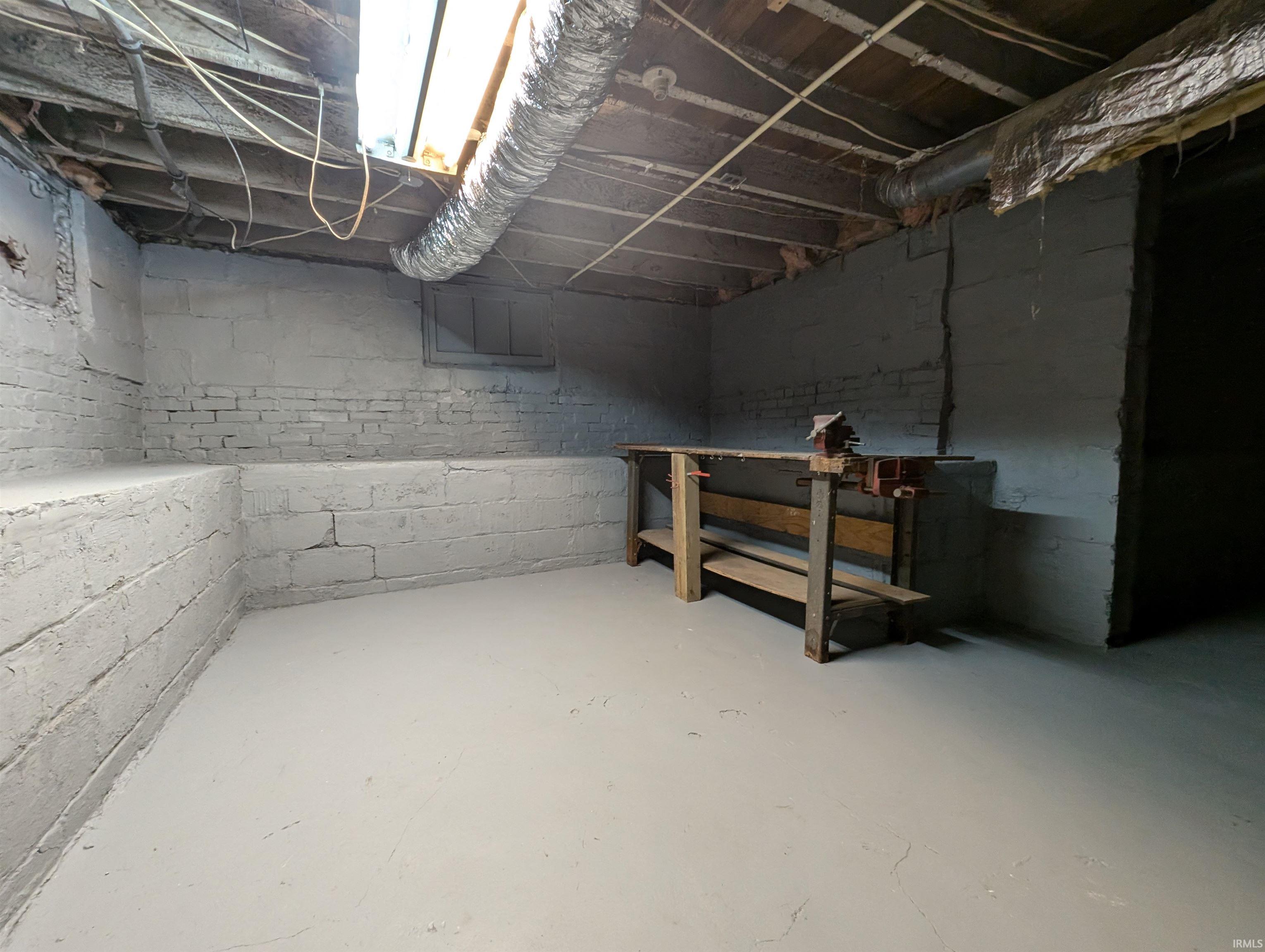 635 Cullop Street
