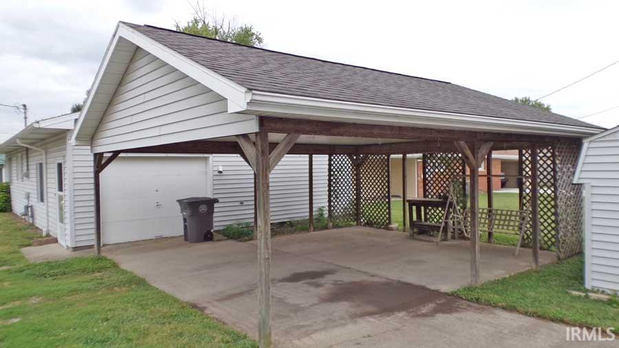 1312 Ridgeway Avenue