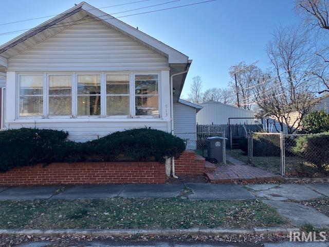 913 Scott Street
