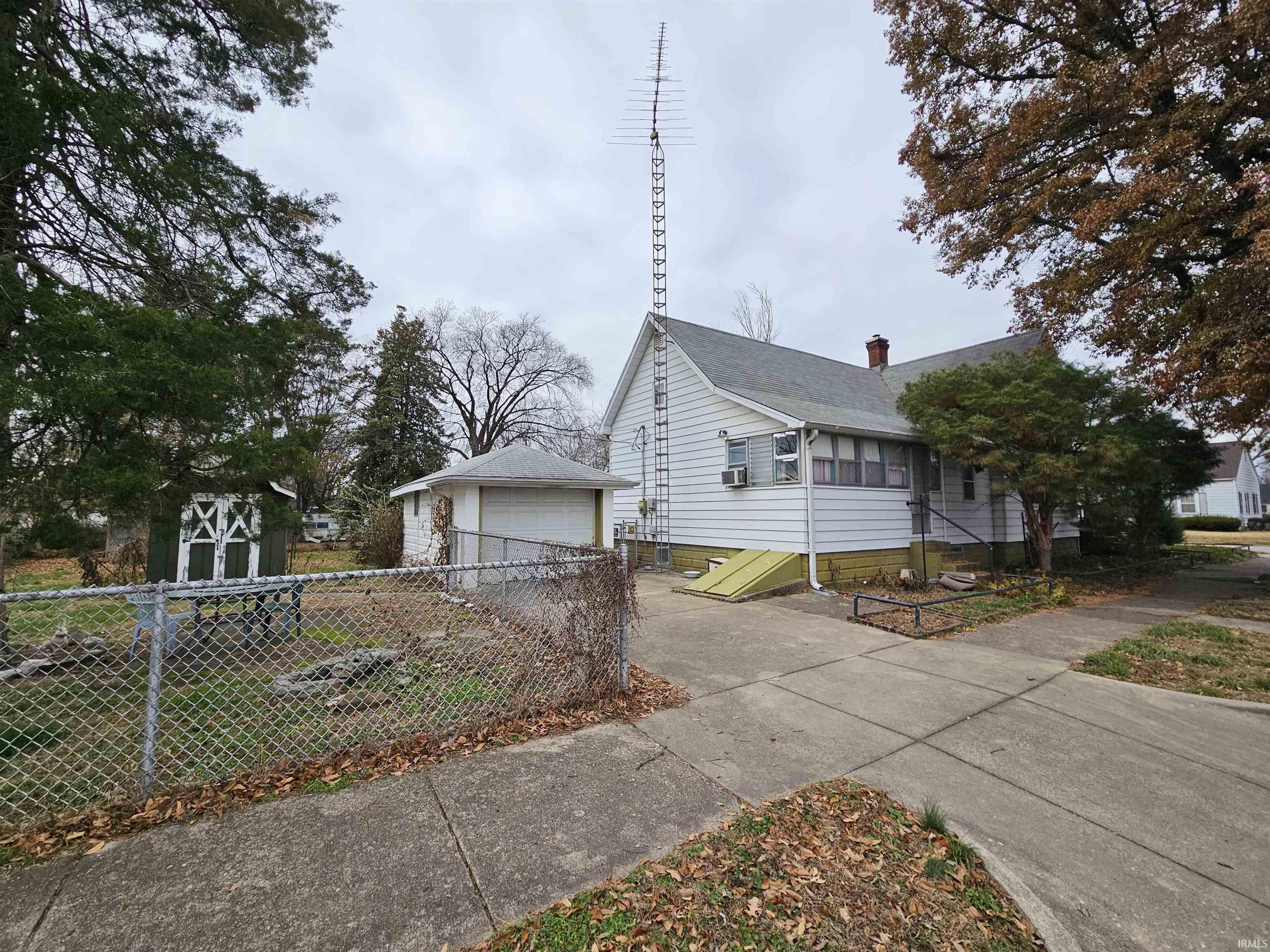 827 N Upper 11th Street