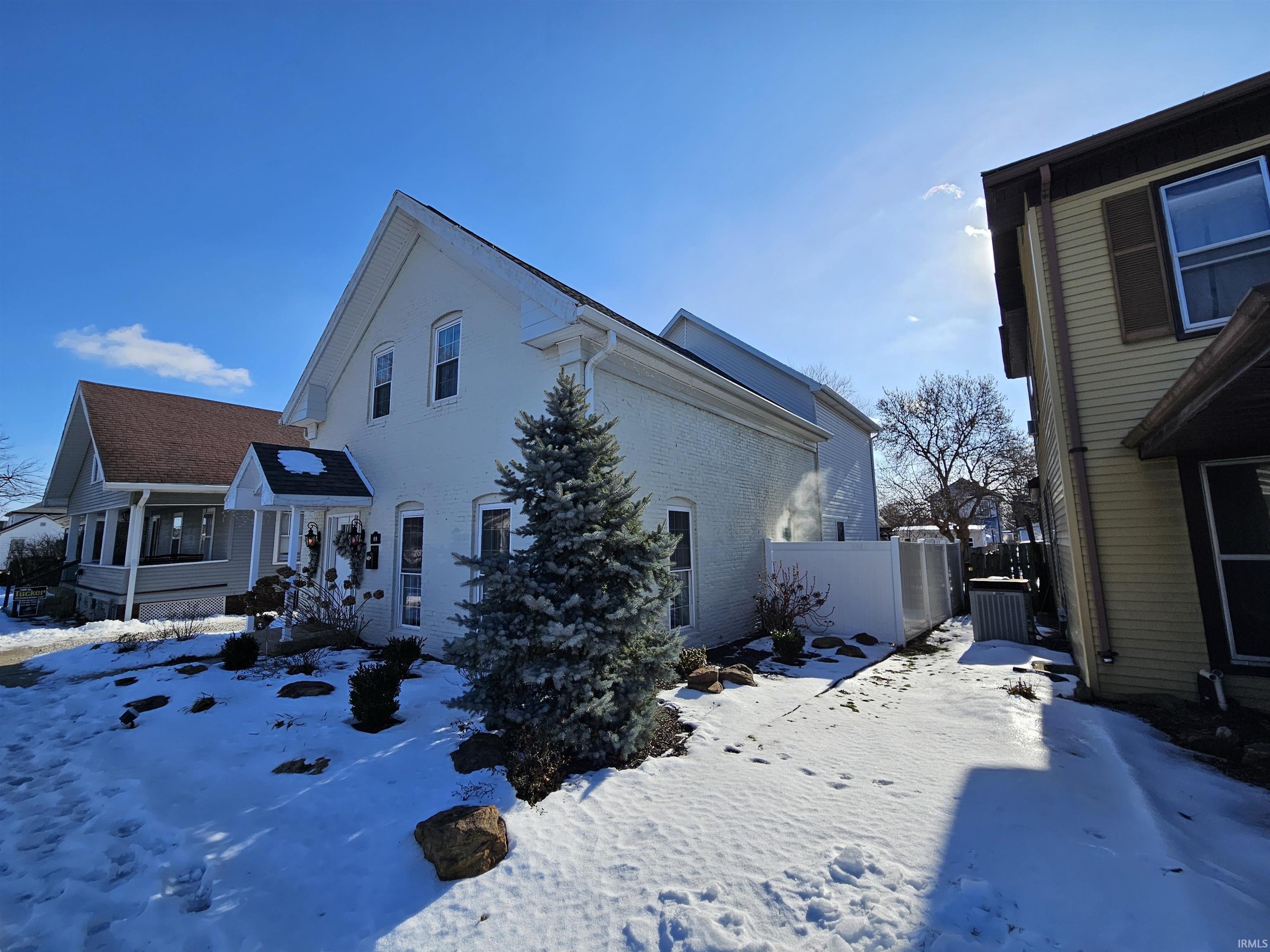 819 N 8th Street