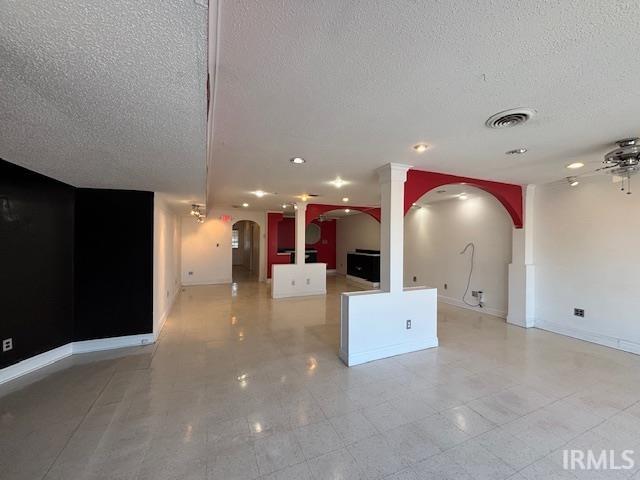 1870 Hart Street Unit: 8