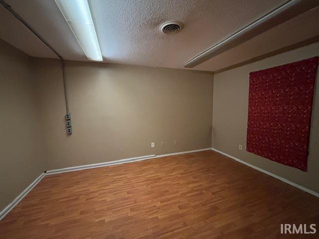 1870 Hart Street Unit: 8