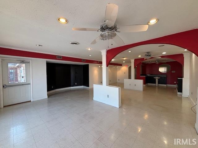 1870 Hart Street Unit: 8