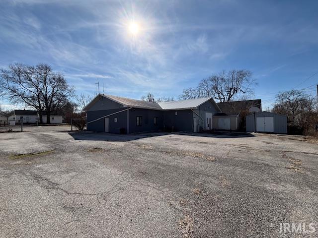 906 N 10th Street
