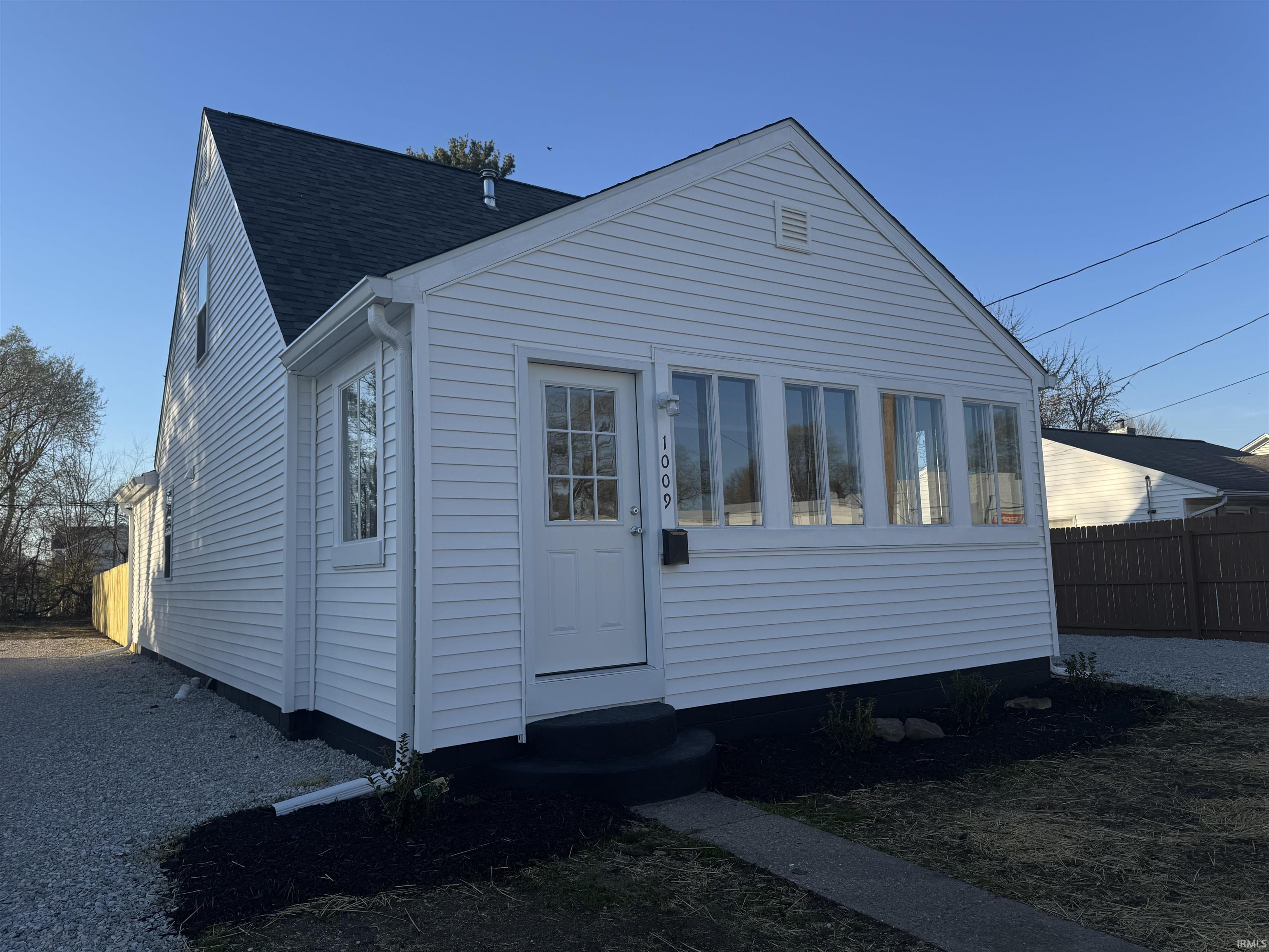 1009 S 15th Street
