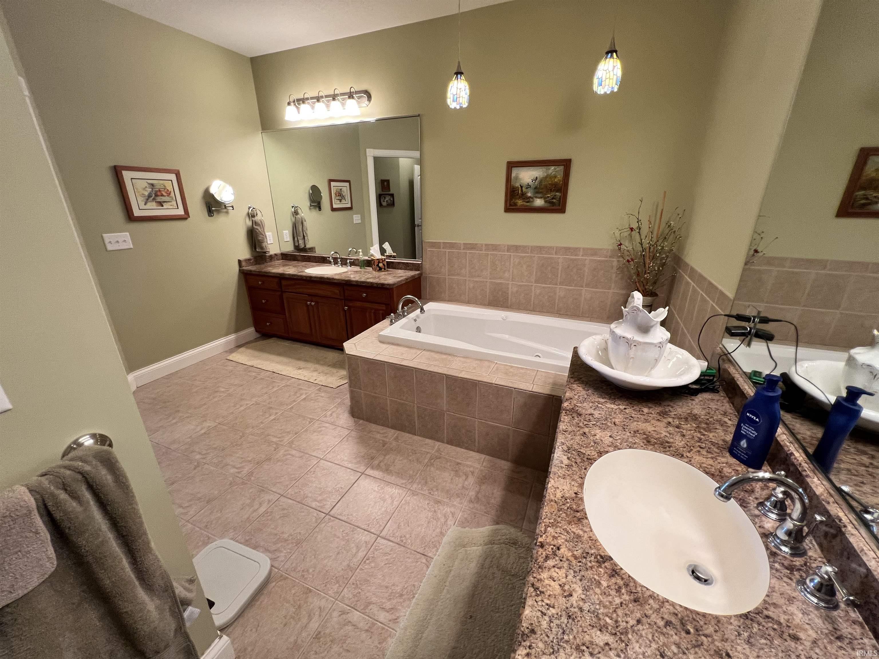 1125 N Fox Ridge Links Drive