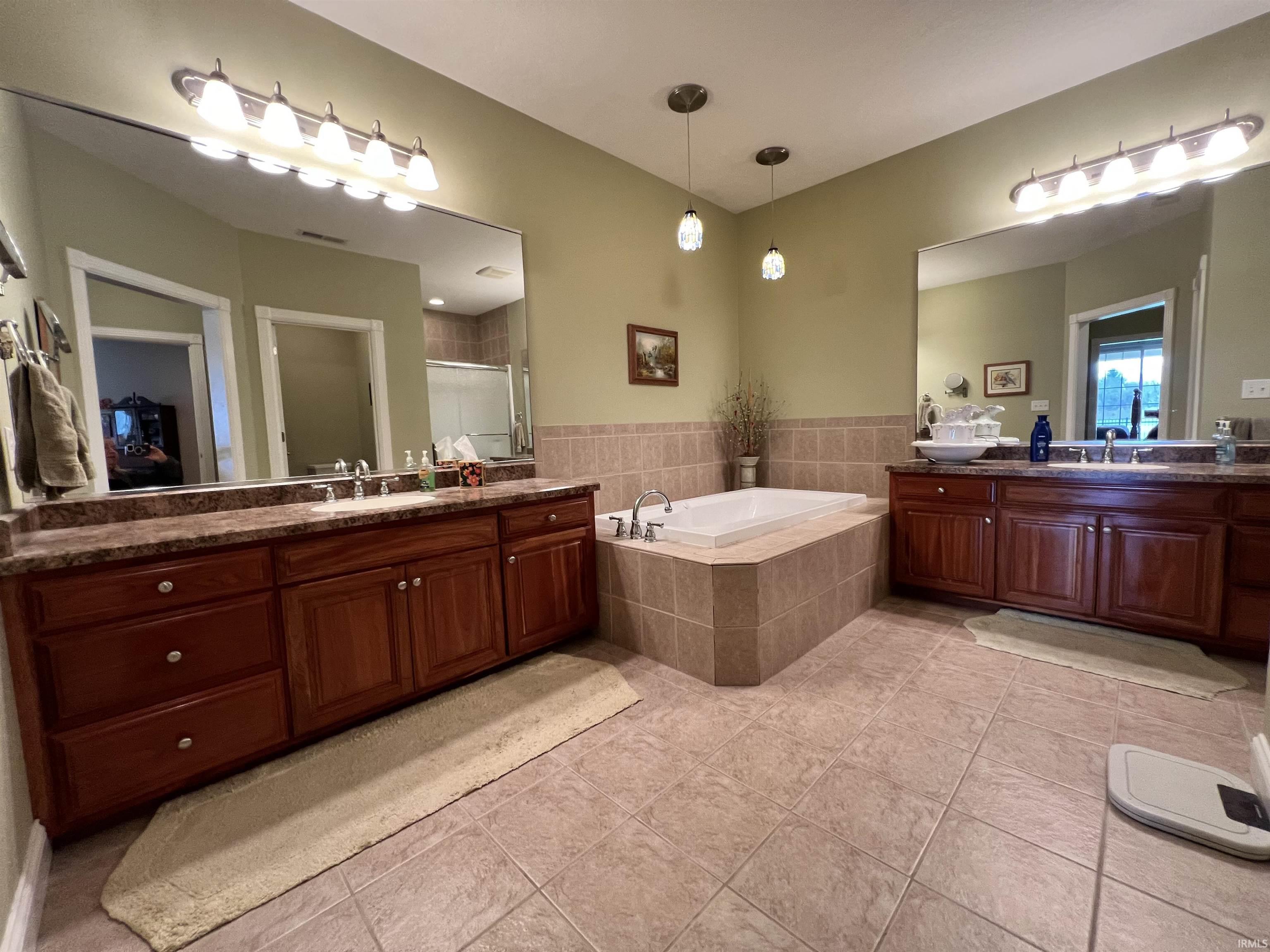 1125 N Fox Ridge Links Drive