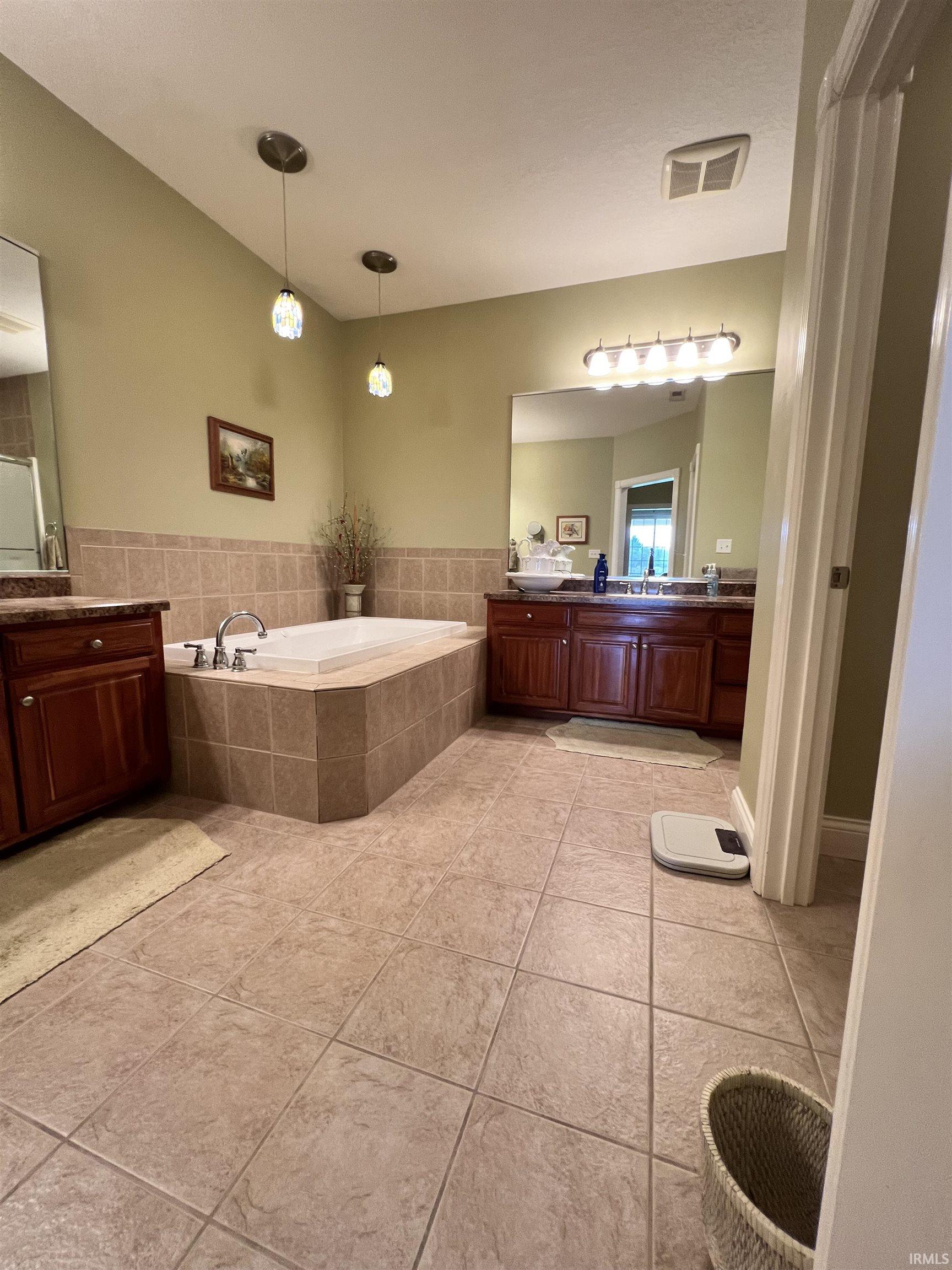1125 N Fox Ridge Links Drive