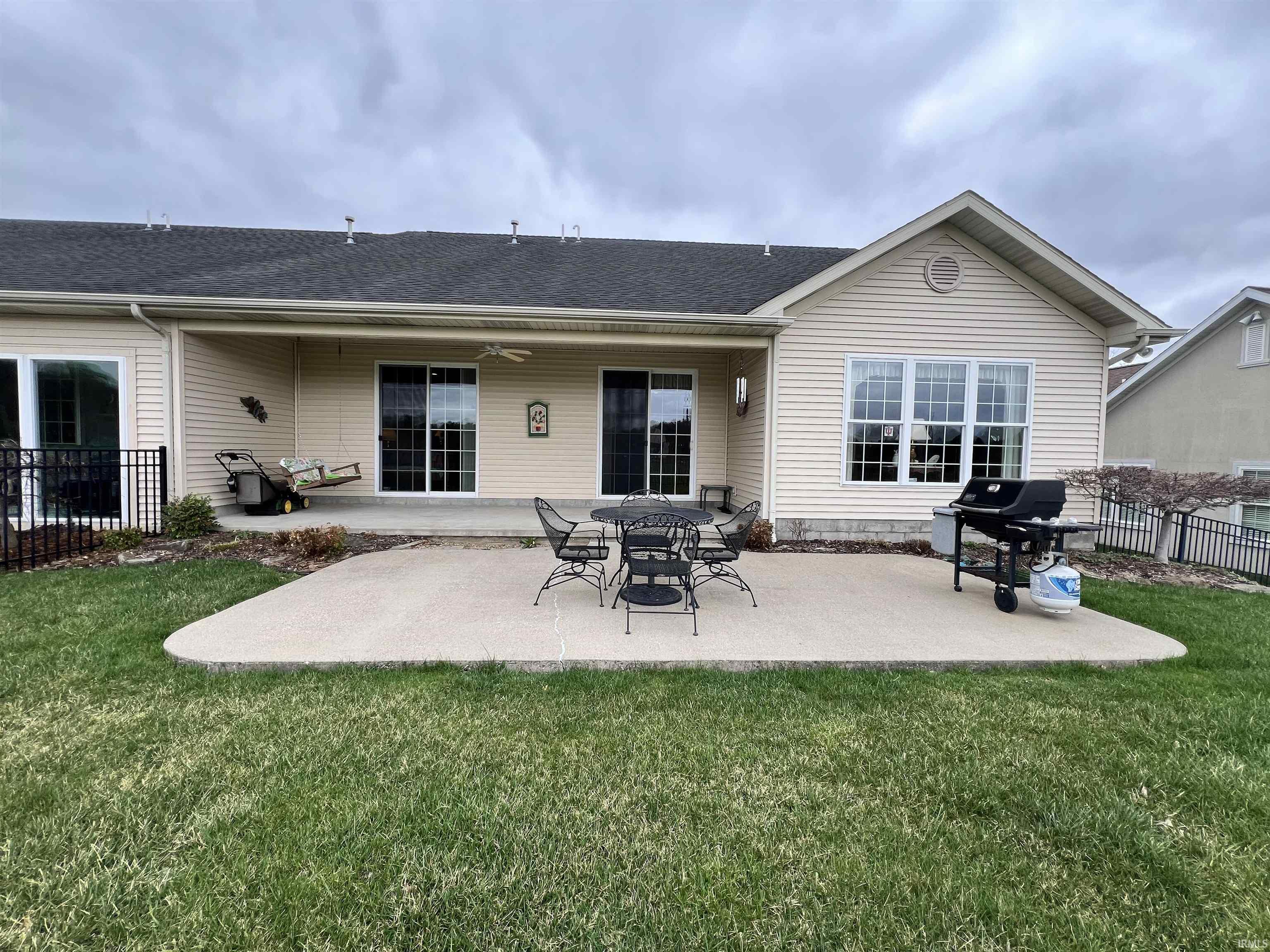 1125 N Fox Ridge Links Drive