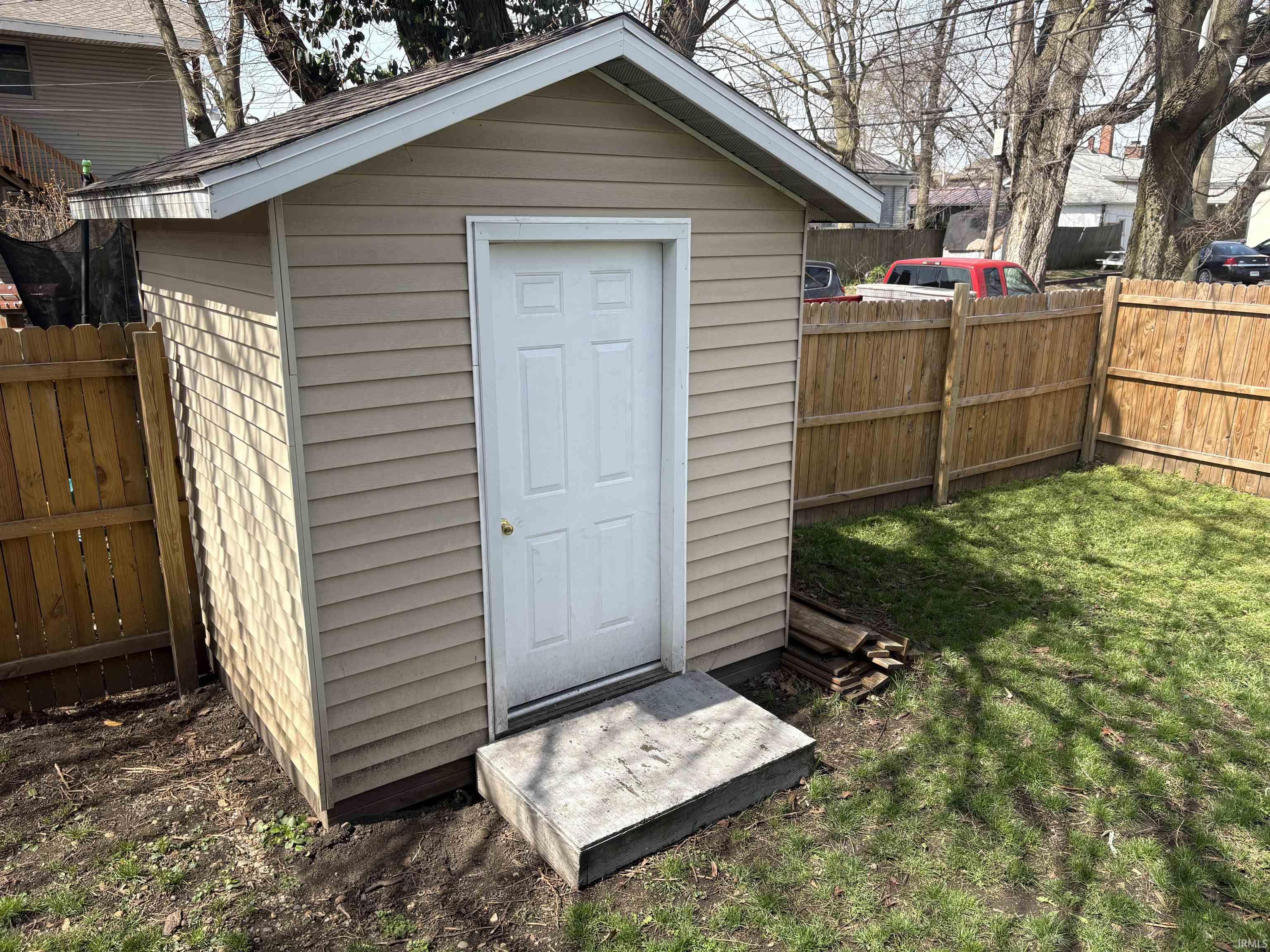 812 N 8th Street