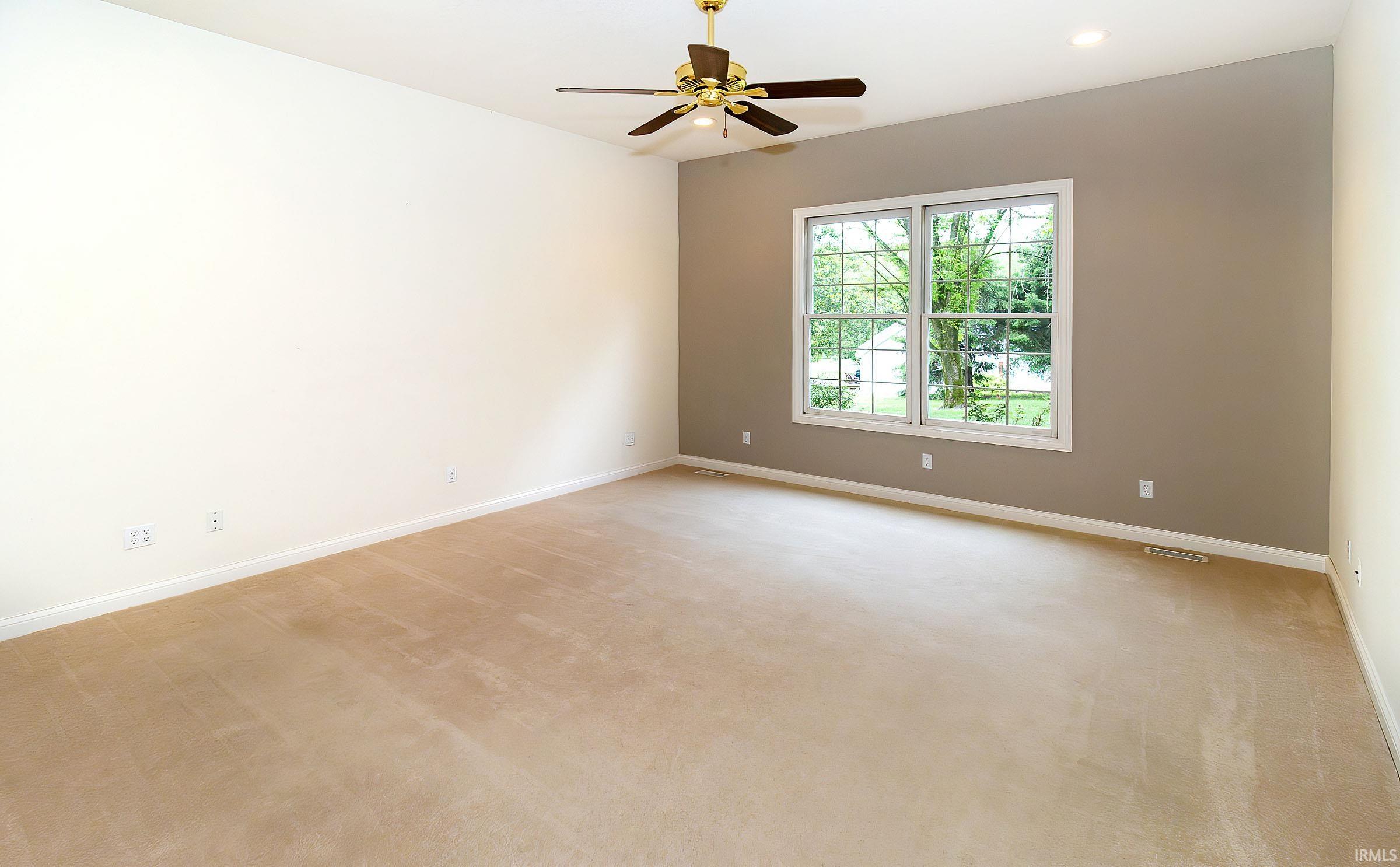 2471 N Palomino Drive