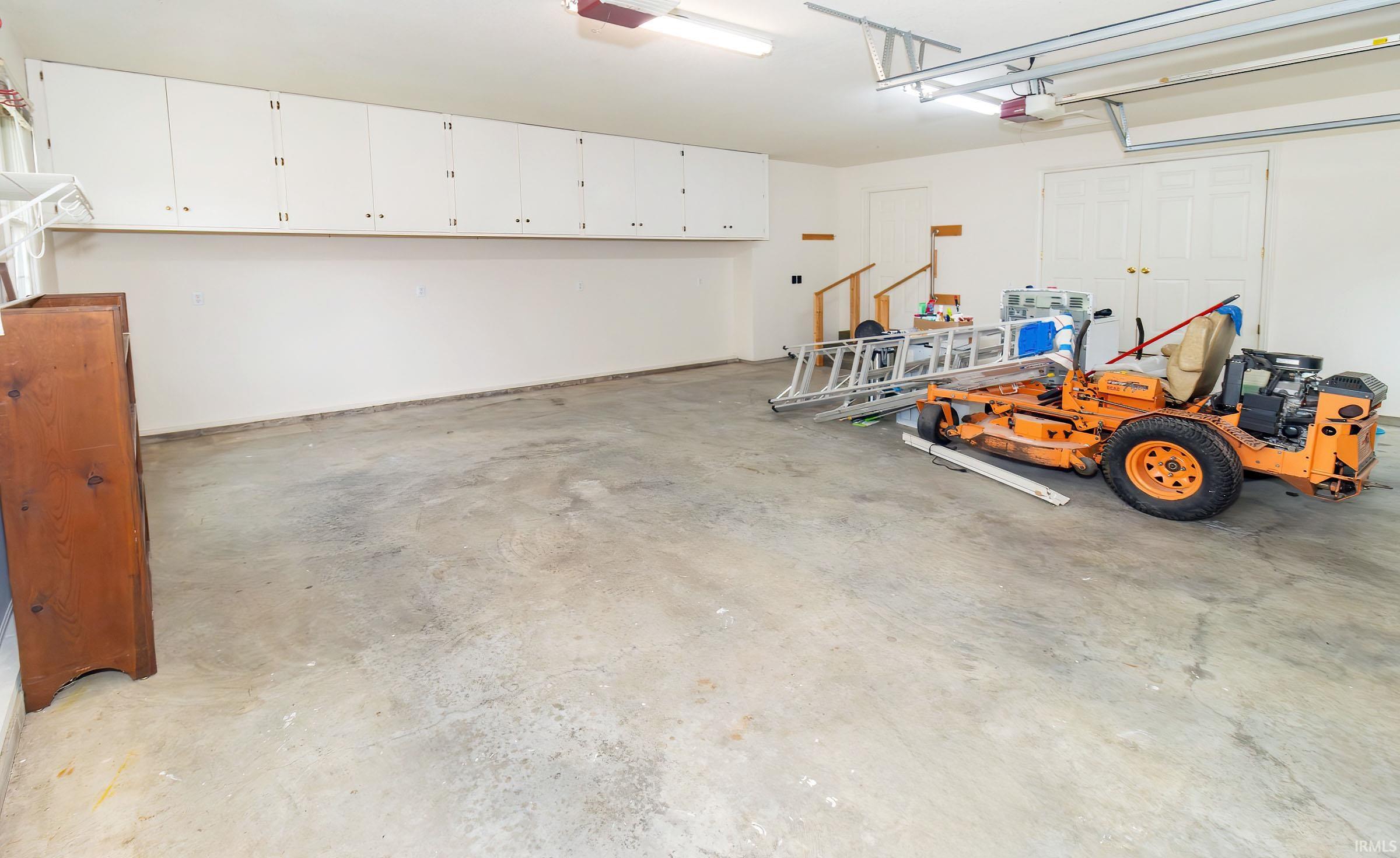 2471 N Palomino Drive