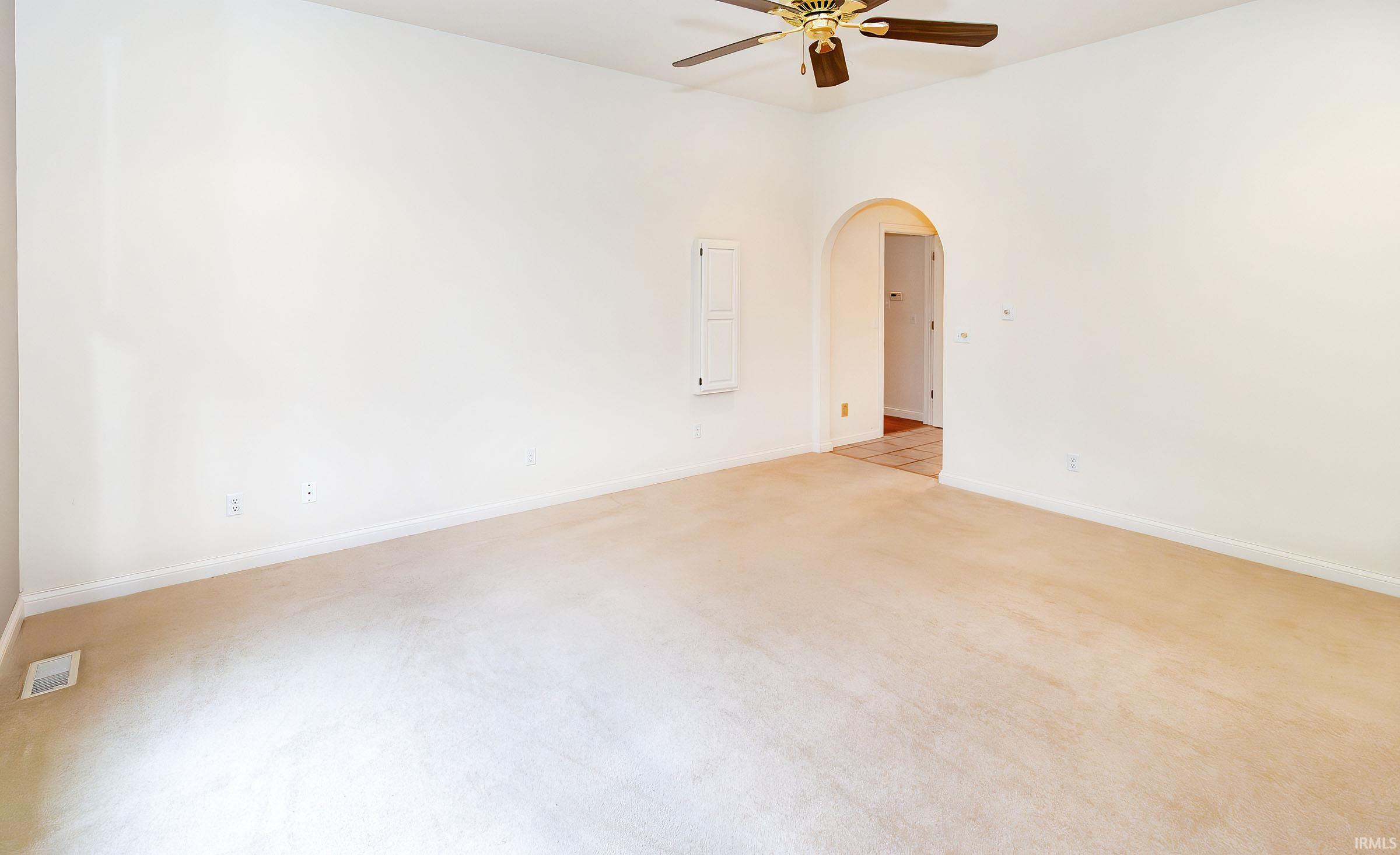 2471 N Palomino Drive